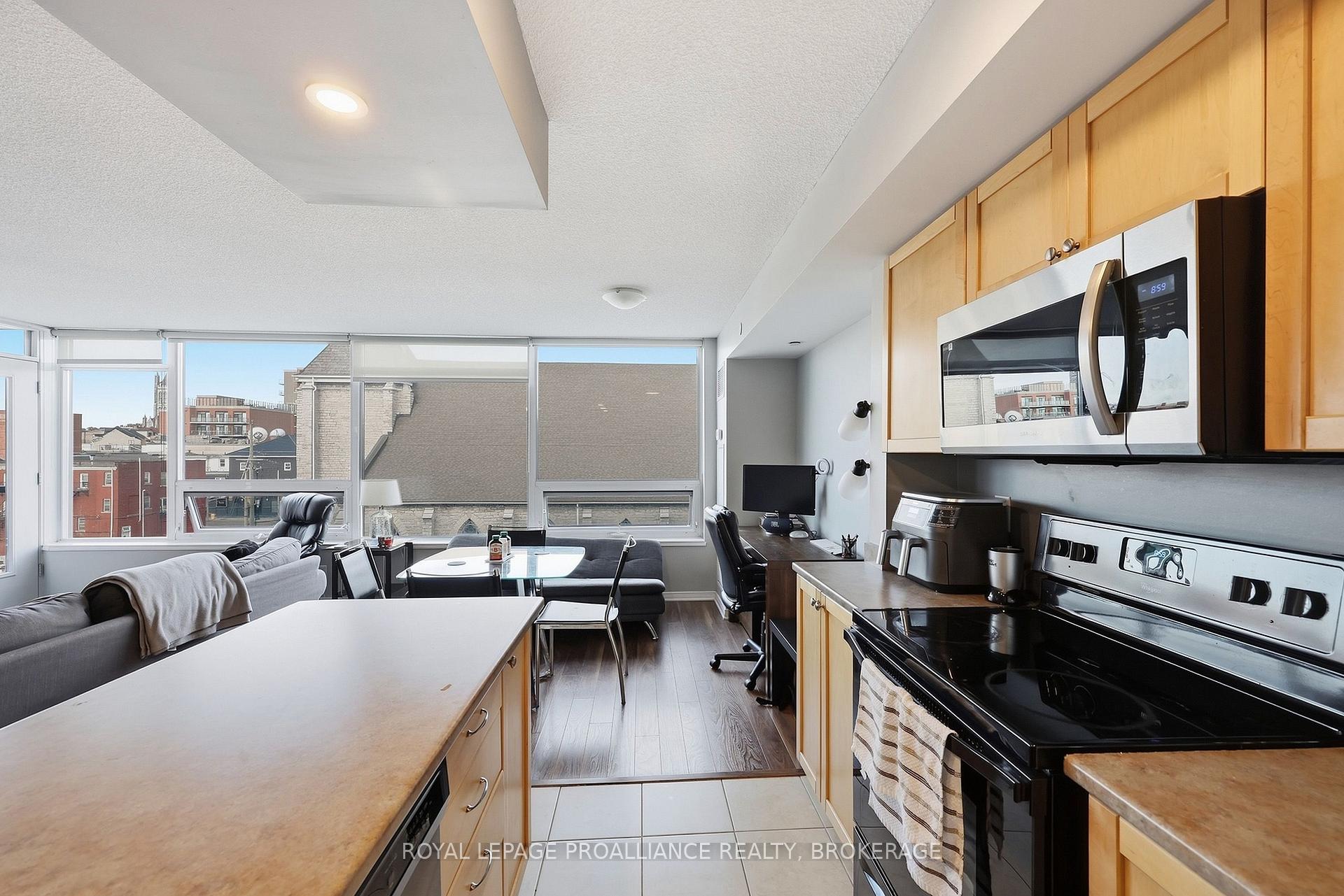 Photo 20 of Unit 501, 121 Queen Street, Kingston, East of Sir John A. Blvd — HOMEH