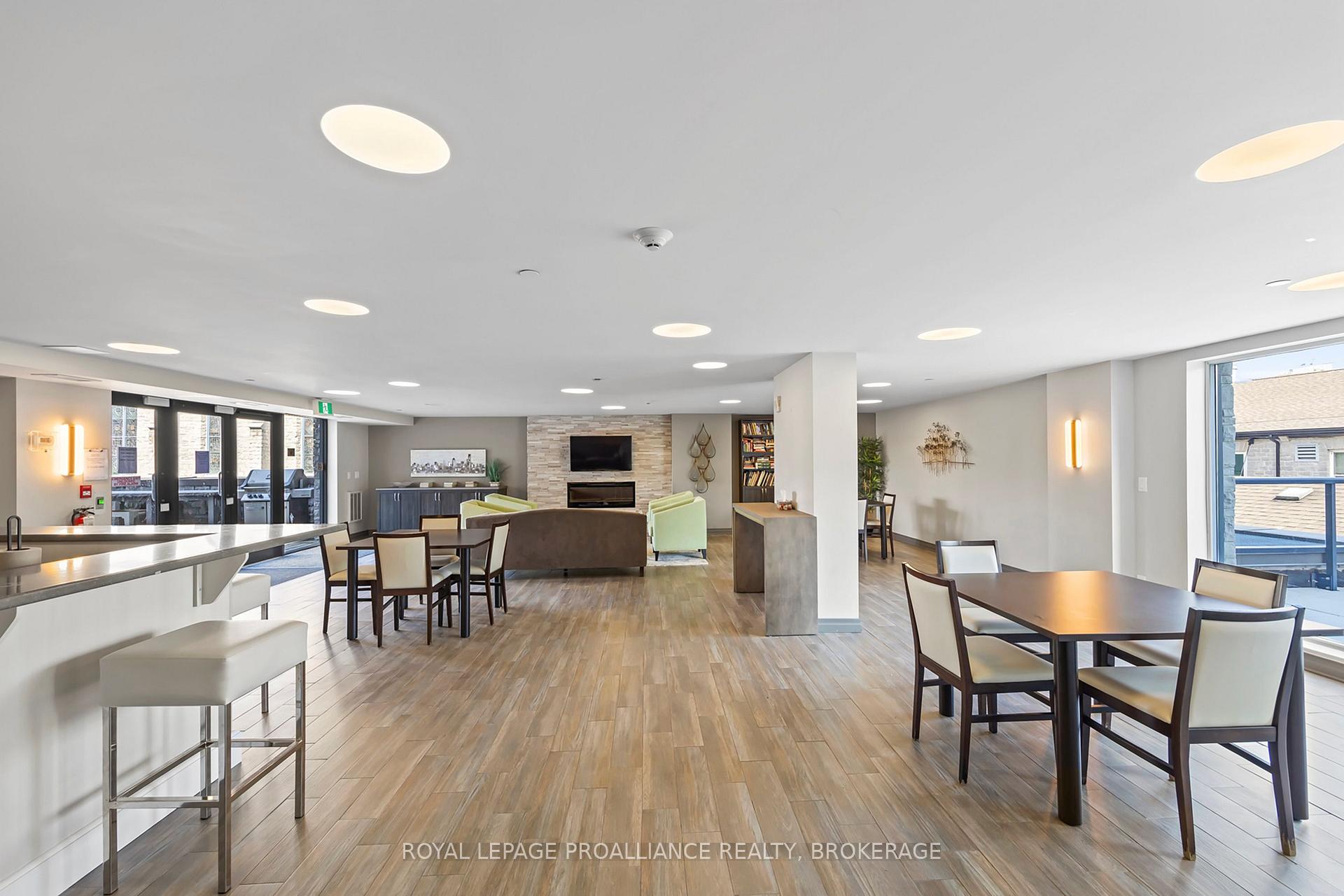 Photo 38 of Unit 501, 121 Queen Street, Kingston, East of Sir John A. Blvd — HOMEH
