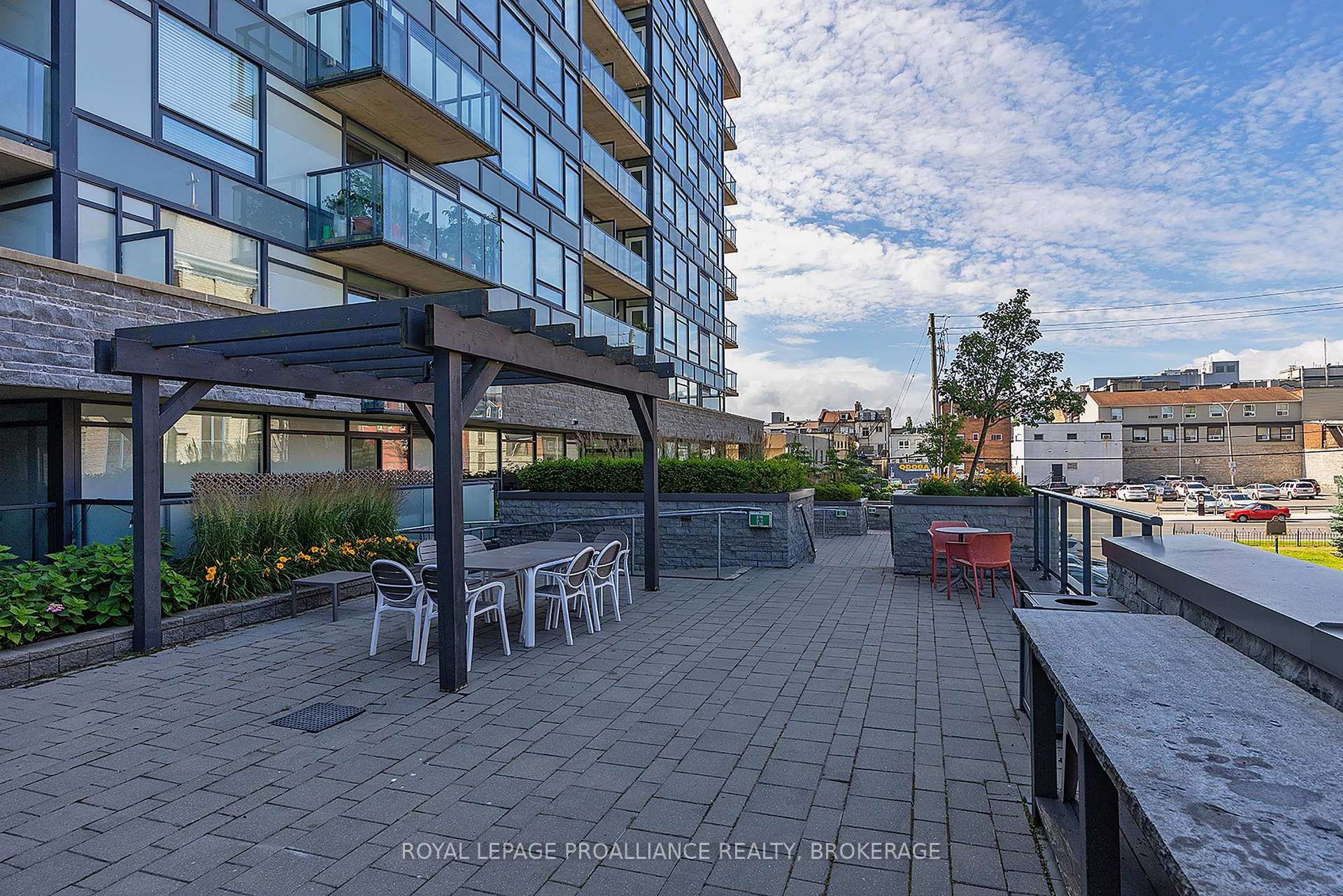 Photo 46 of Unit 501, 121 Queen Street, Kingston, East of Sir John A. Blvd — HOMEH