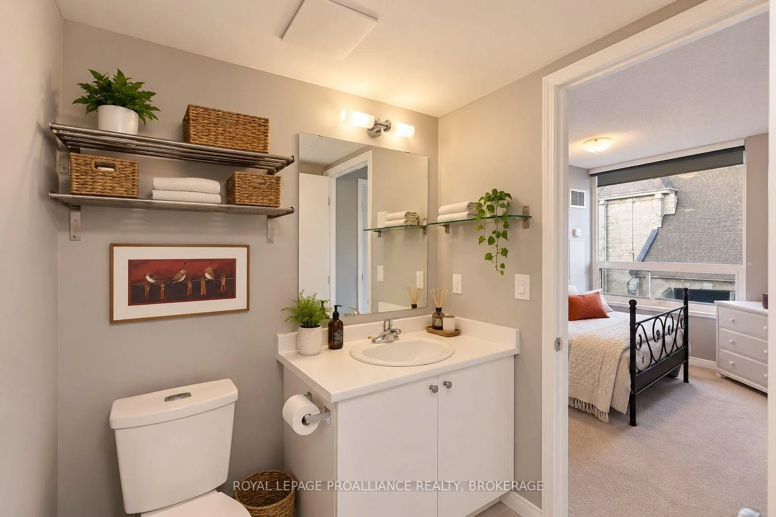 Photo 31 of Unit 501, 121 Queen Street, Kingston, East of Sir John A. Blvd — HOMEH