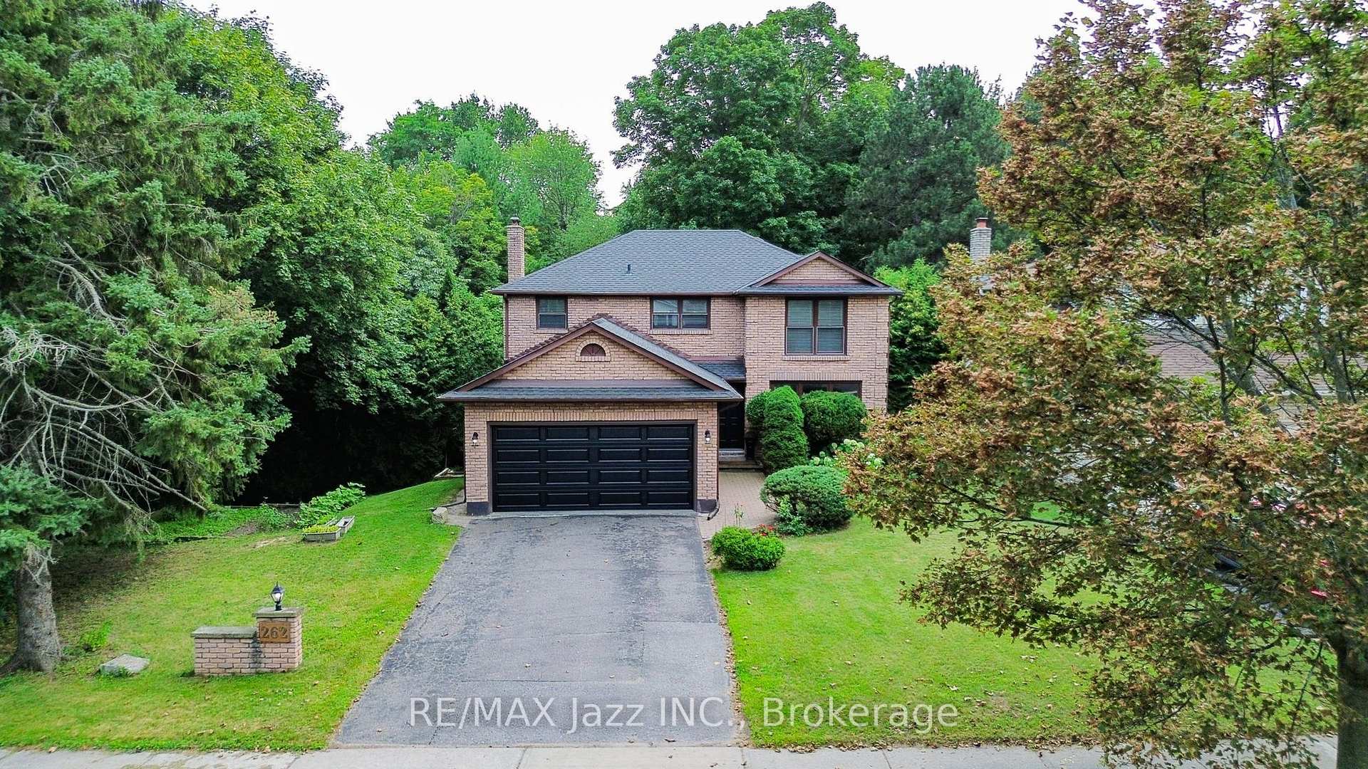 Photo 1 of 262 Athabasca Street, Oshawa, Donevan — HOMEH