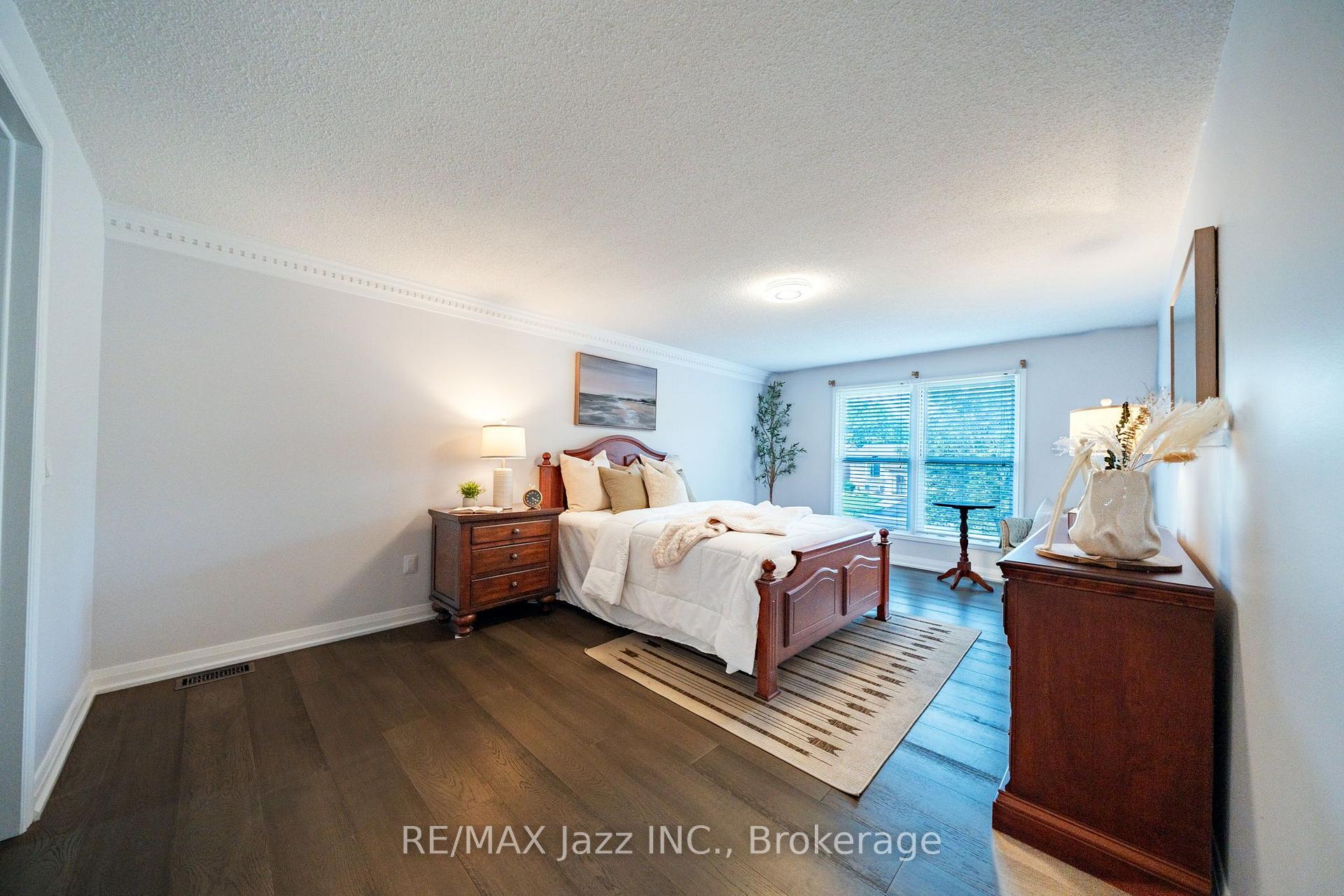 Photo 34 of 262 Athabasca Street, Oshawa, Donevan — HOMEH