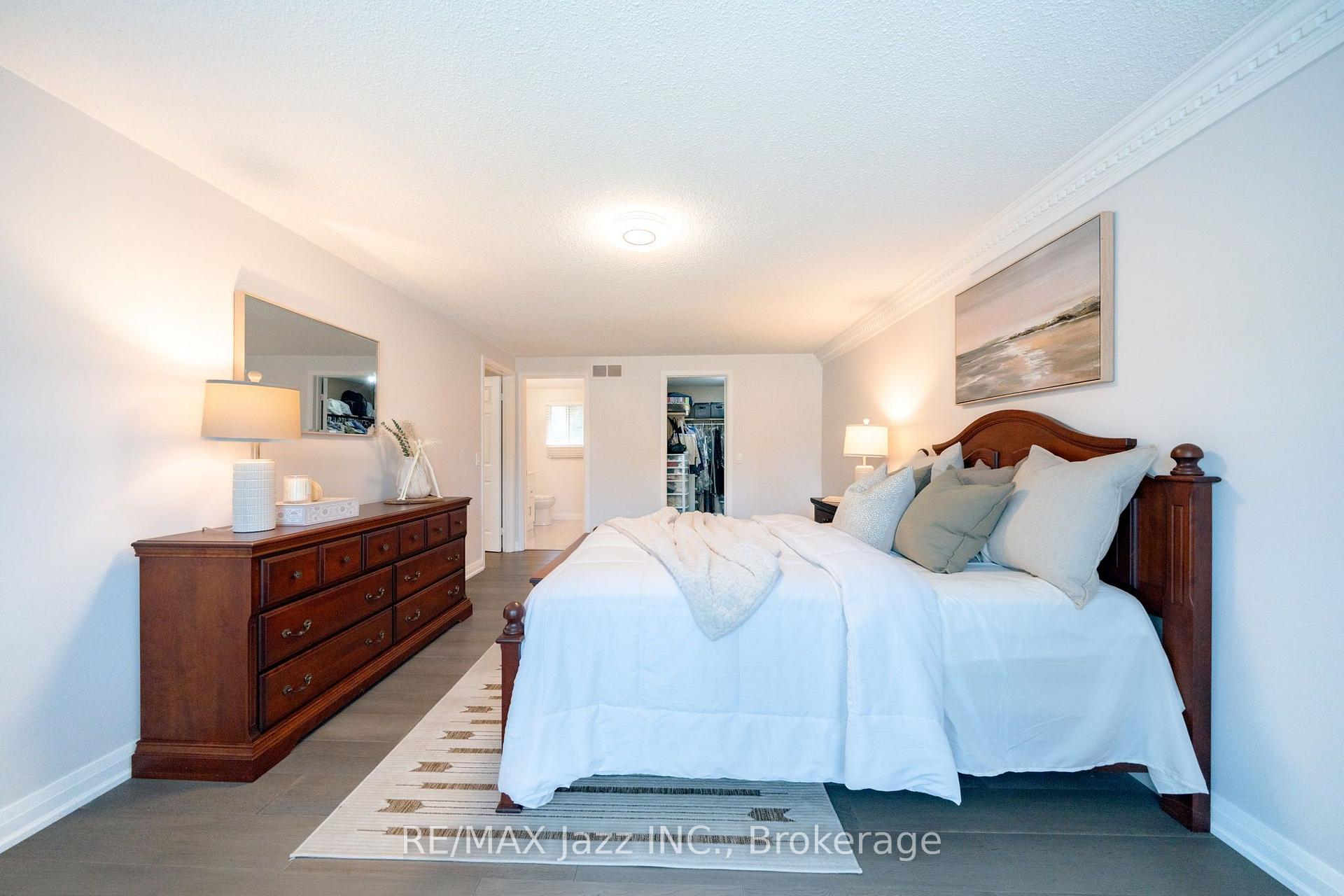 Photo 39 of 262 Athabasca Street, Oshawa, Donevan — HOMEH