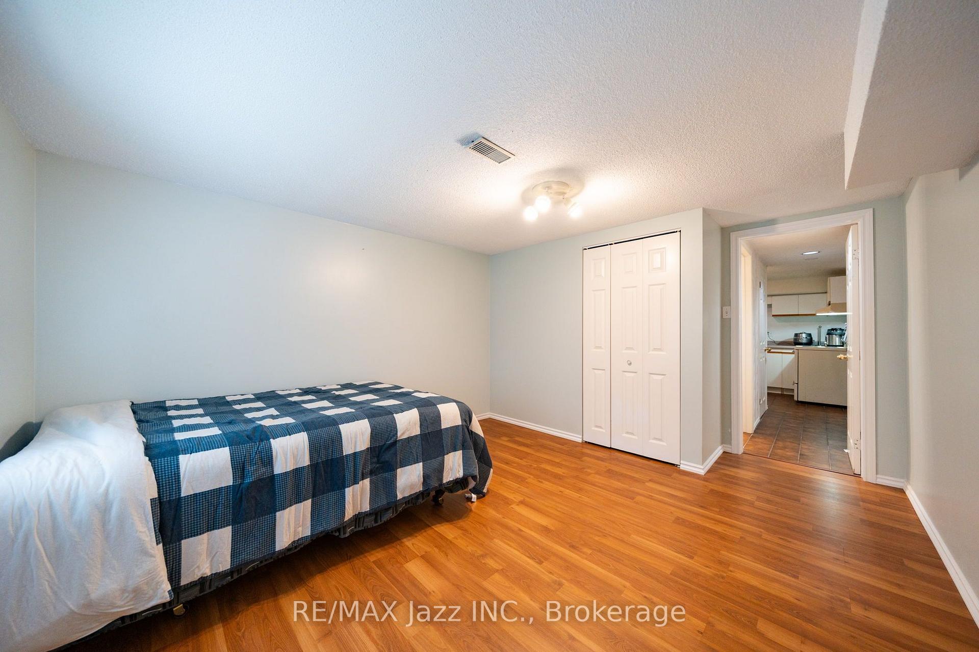 Photo 43 of 262 Athabasca Street, Oshawa, Donevan — HOMEH