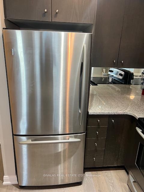 Photo 9 of Unit 607, 18 Yorkville Avenue, Toronto, The Annex — HOMEH
