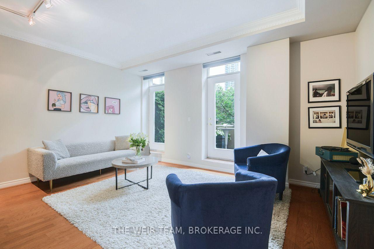 Photo 8 of Unit 202, 135 Maitland Street, Toronto, Church-Yonge Corridor — HOMEH