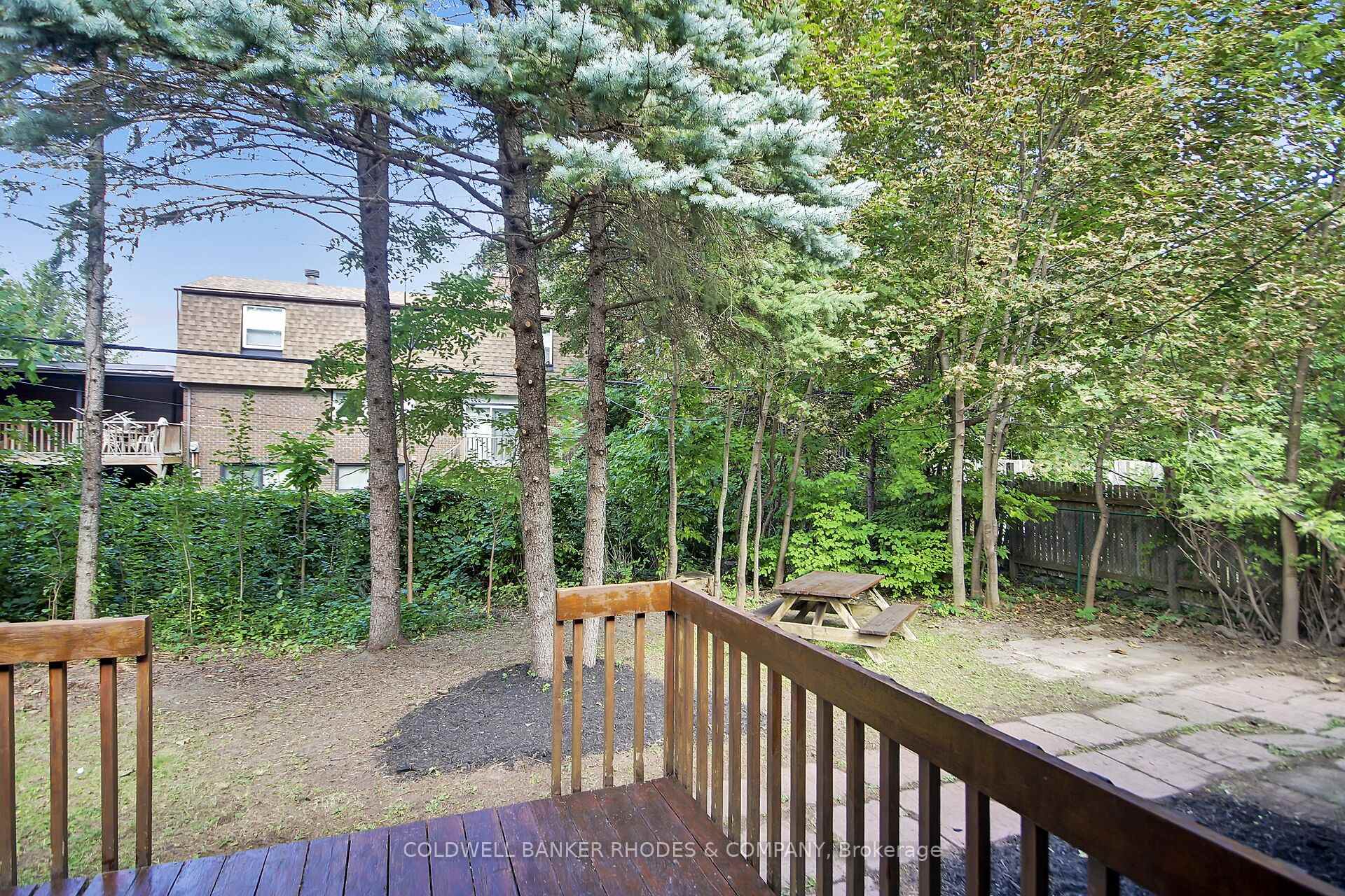 Photo 89 of 11 Wallford Way, Ottawa, City View/Skyline/Fisher Heights/Parkwood Hills — HOMEH