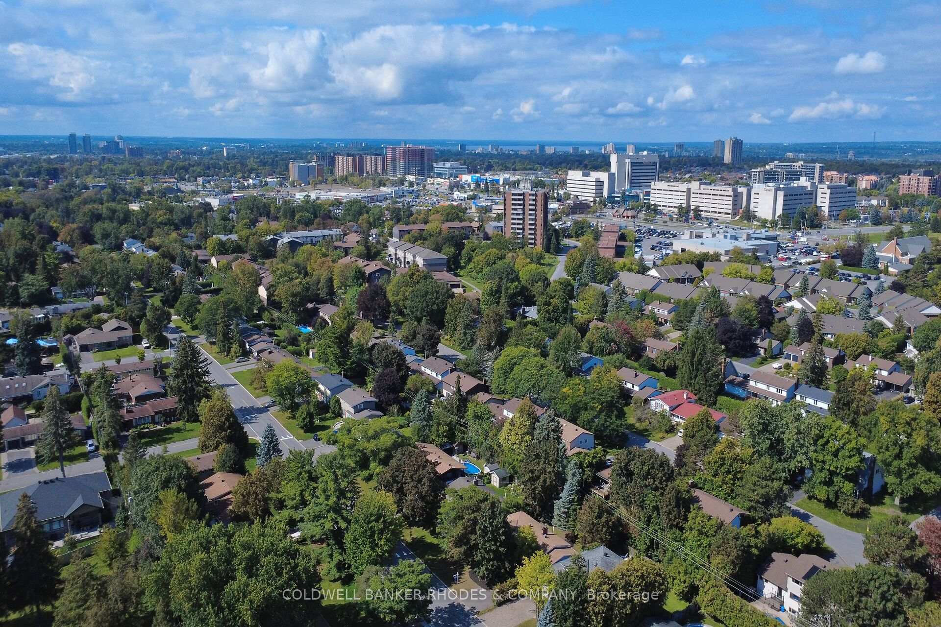 Photo 98 of 11 Wallford Way, Ottawa, City View/Skyline/Fisher Heights/Parkwood Hills — HOMEH