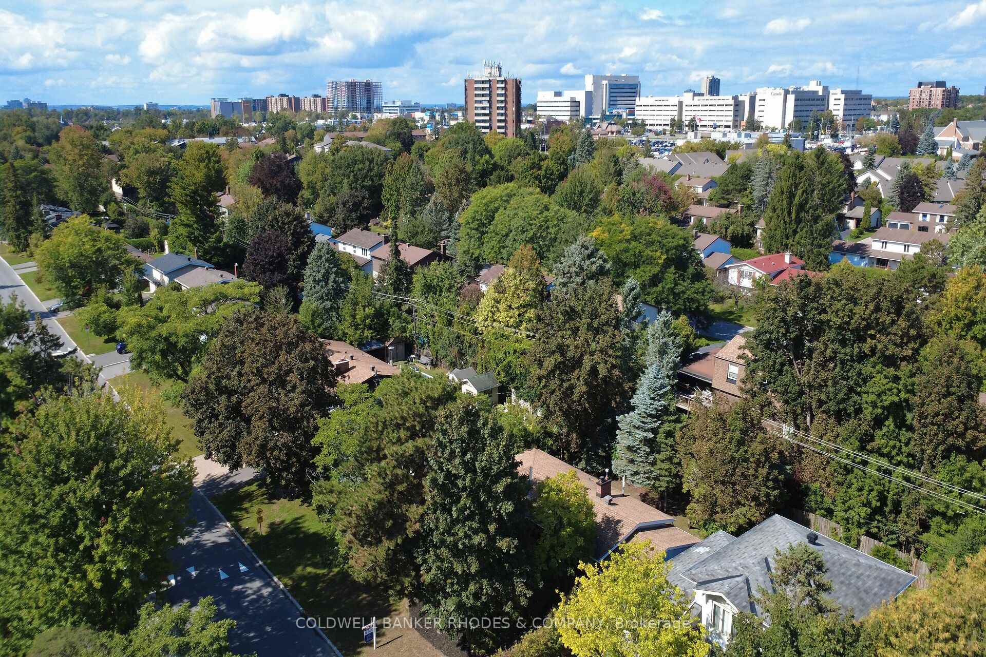 Photo 100 of 11 Wallford Way, Ottawa, City View/Skyline/Fisher Heights/Parkwood Hills — HOMEH
