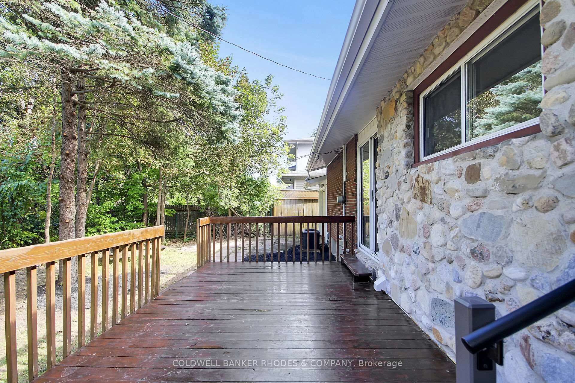 Photo 94 of 11 Wallford Way, Ottawa, City View/Skyline/Fisher Heights/Parkwood Hills — HOMEH