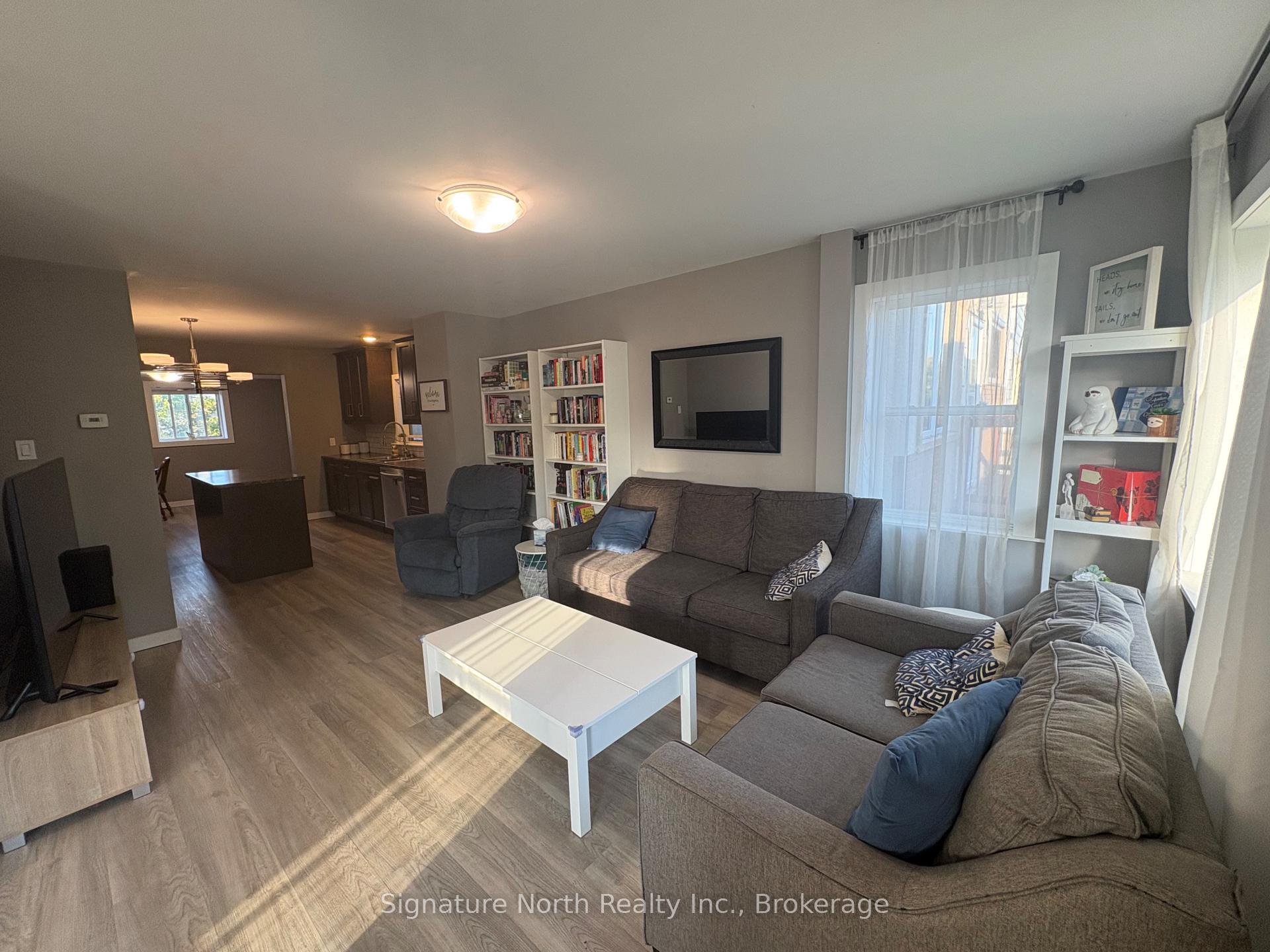Photo 4 of 230 Robertson Street, Thunder Bay, East End — HOMEH