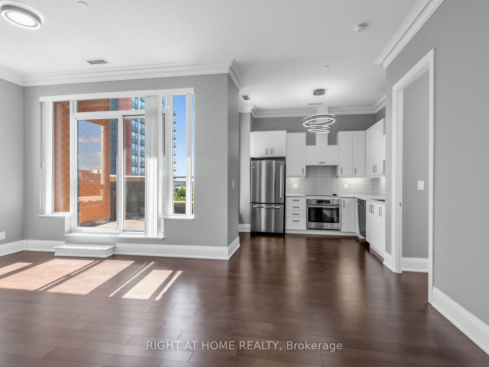 Photo 4 of Unit PH16, 28 Uptown Drive, Markham, Unionville — HOMEH