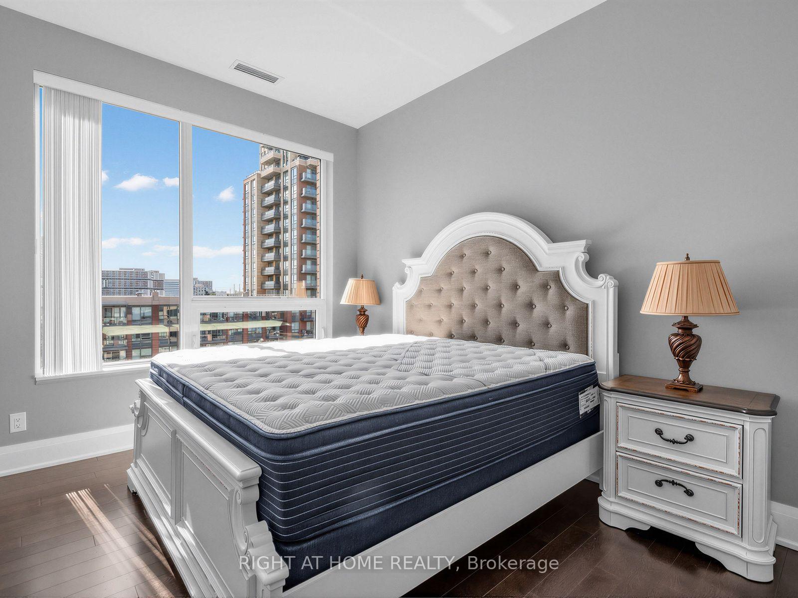 Photo 11 of Unit PH16, 28 Uptown Drive, Markham, Unionville — HOMEH