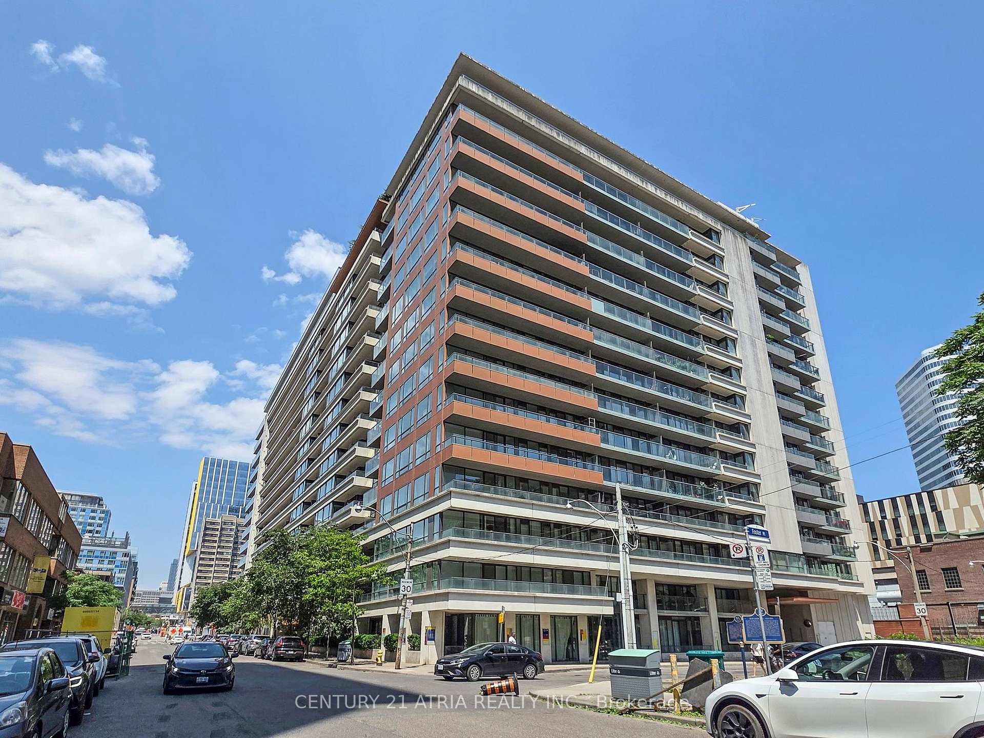 Photo 1 of Unit 1820, 111 Elizabeth Street, Toronto, Bay Street Corridor — HOMEH
