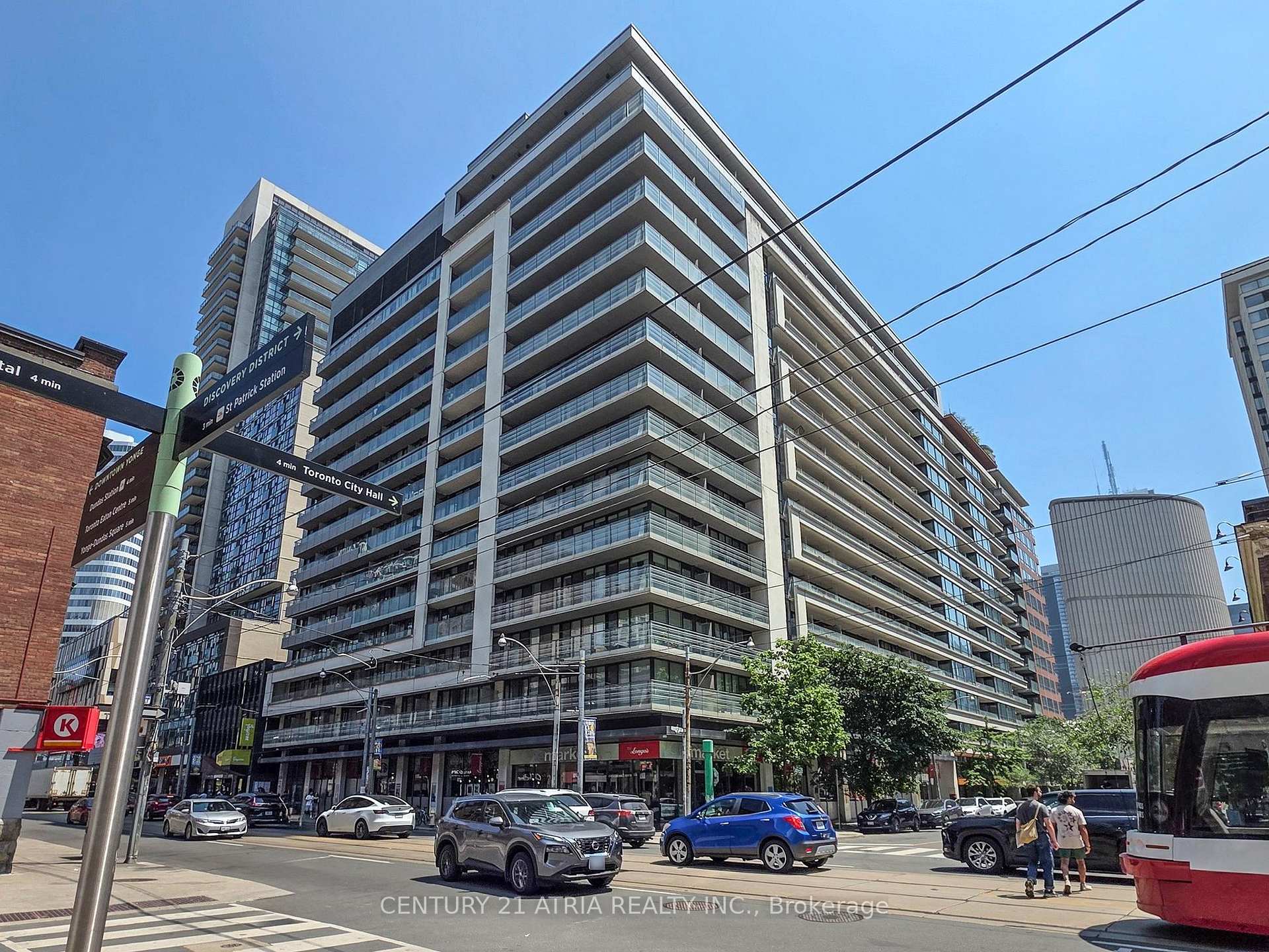 Photo 2 of Unit 1820, 111 Elizabeth Street, Toronto, Bay Street Corridor — HOMEH