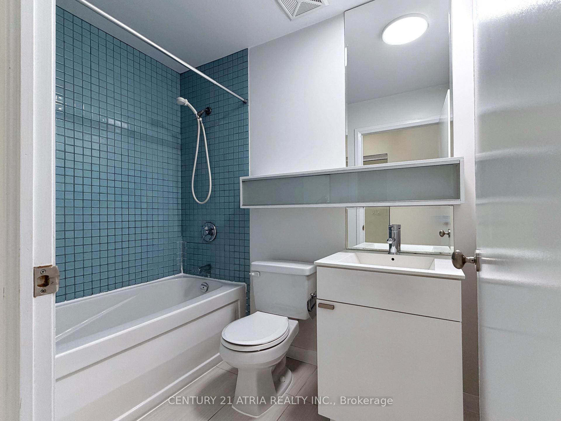 Photo 8 of Unit 1820, 111 Elizabeth Street, Toronto, Bay Street Corridor — HOMEH