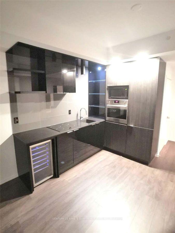 Photo 5 of Unit 3308, 70 Temperance Street, Toronto, Bay Street Corridor — HOMEH