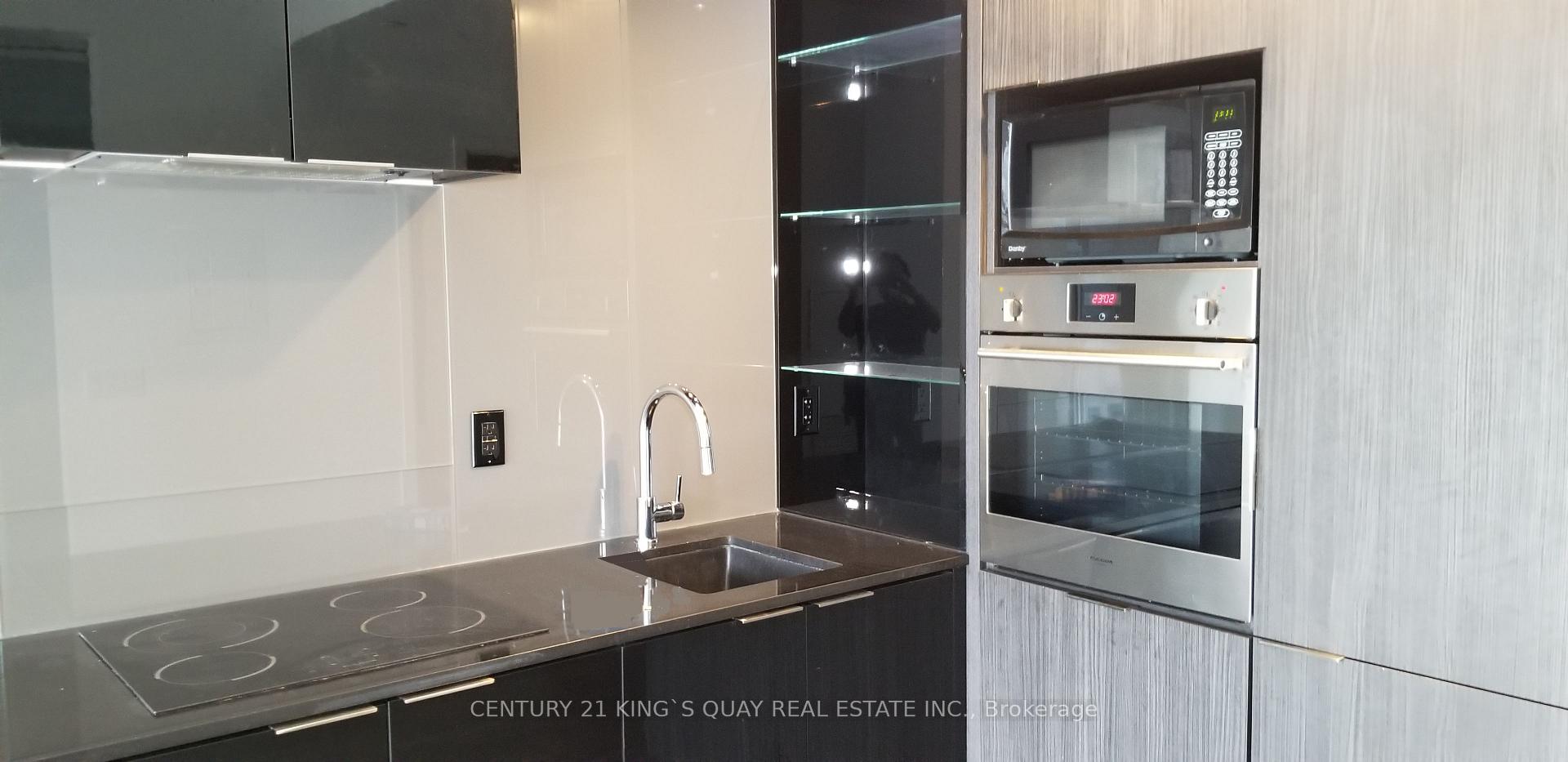 Photo 7 of Unit 3308, 70 Temperance Street, Toronto, Bay Street Corridor — HOMEH