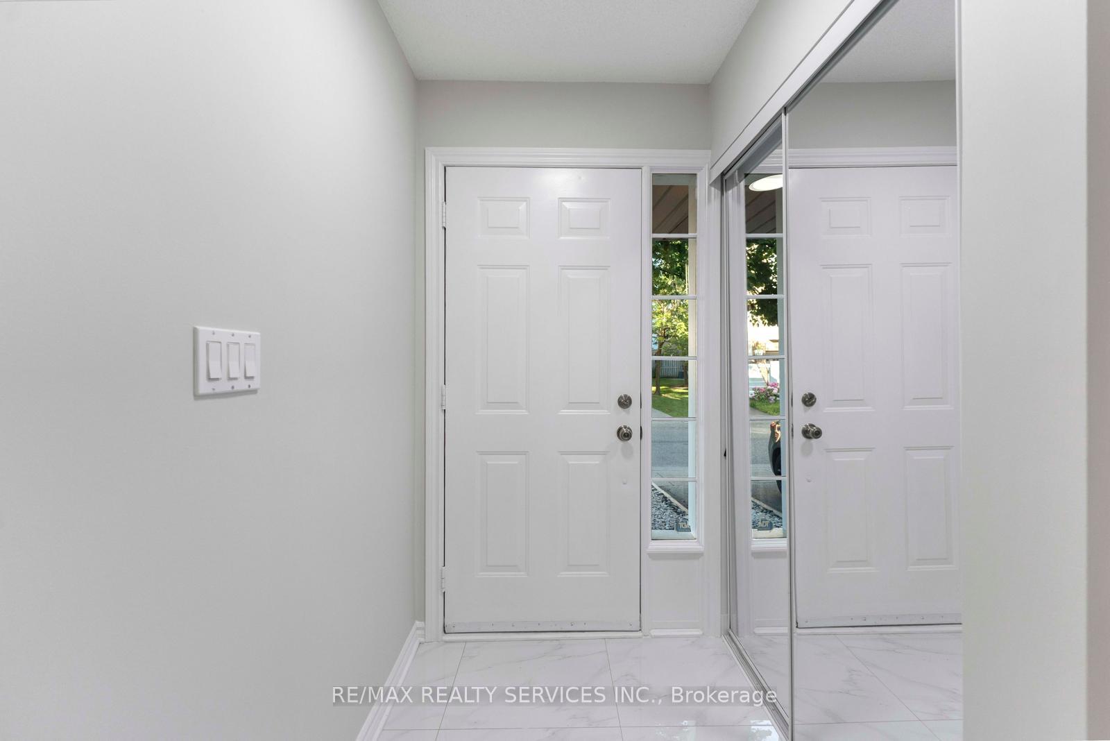 Photo 4 of Unit 69, 80 Acorn Place, Mississauga, Hurontario — HOMEH