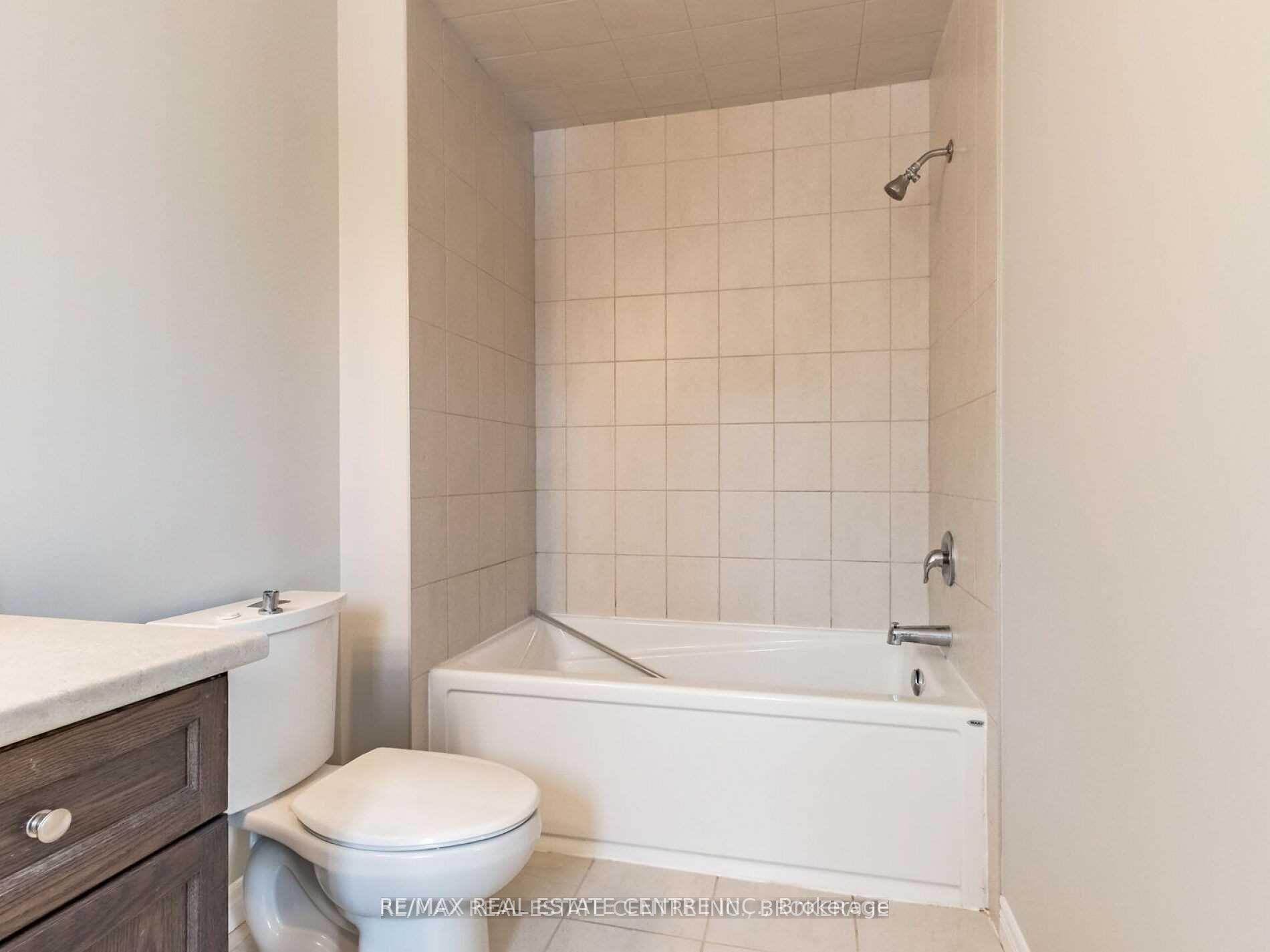 Photo 7 of Unit Upper, 270 Ambrous Crescent, Guelph, Kortright East — HOMEH