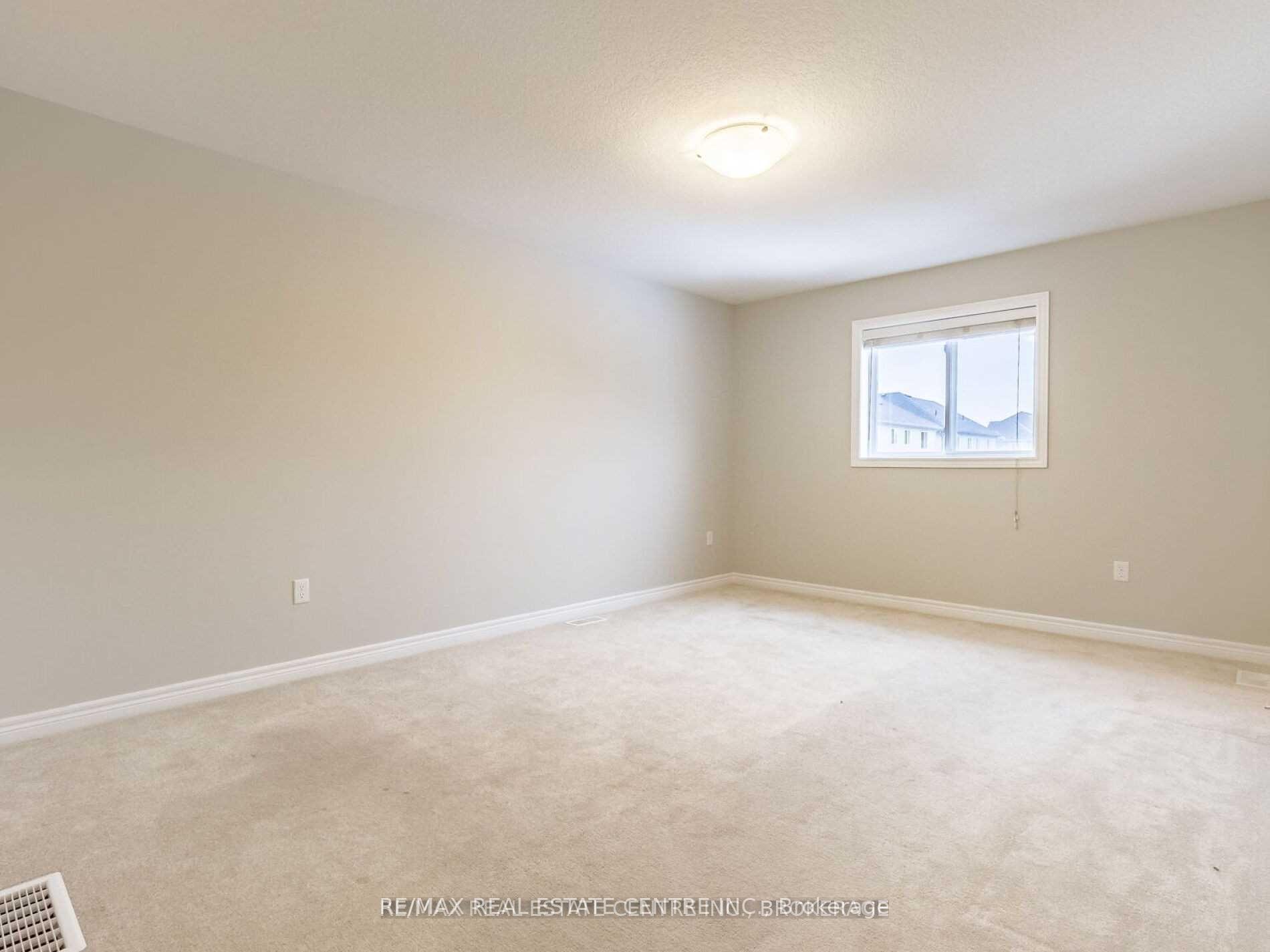 Photo 9 of Unit Upper, 270 Ambrous Crescent, Guelph, Kortright East — HOMEH
