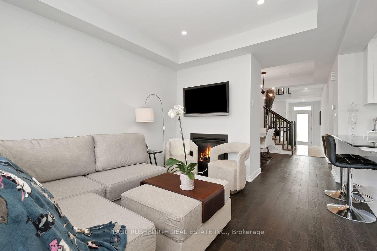 Photo 6 of 145 Pictou Crescent, Ottawa, Kanata - Emerald Meadows/Trailwest — HOMEH