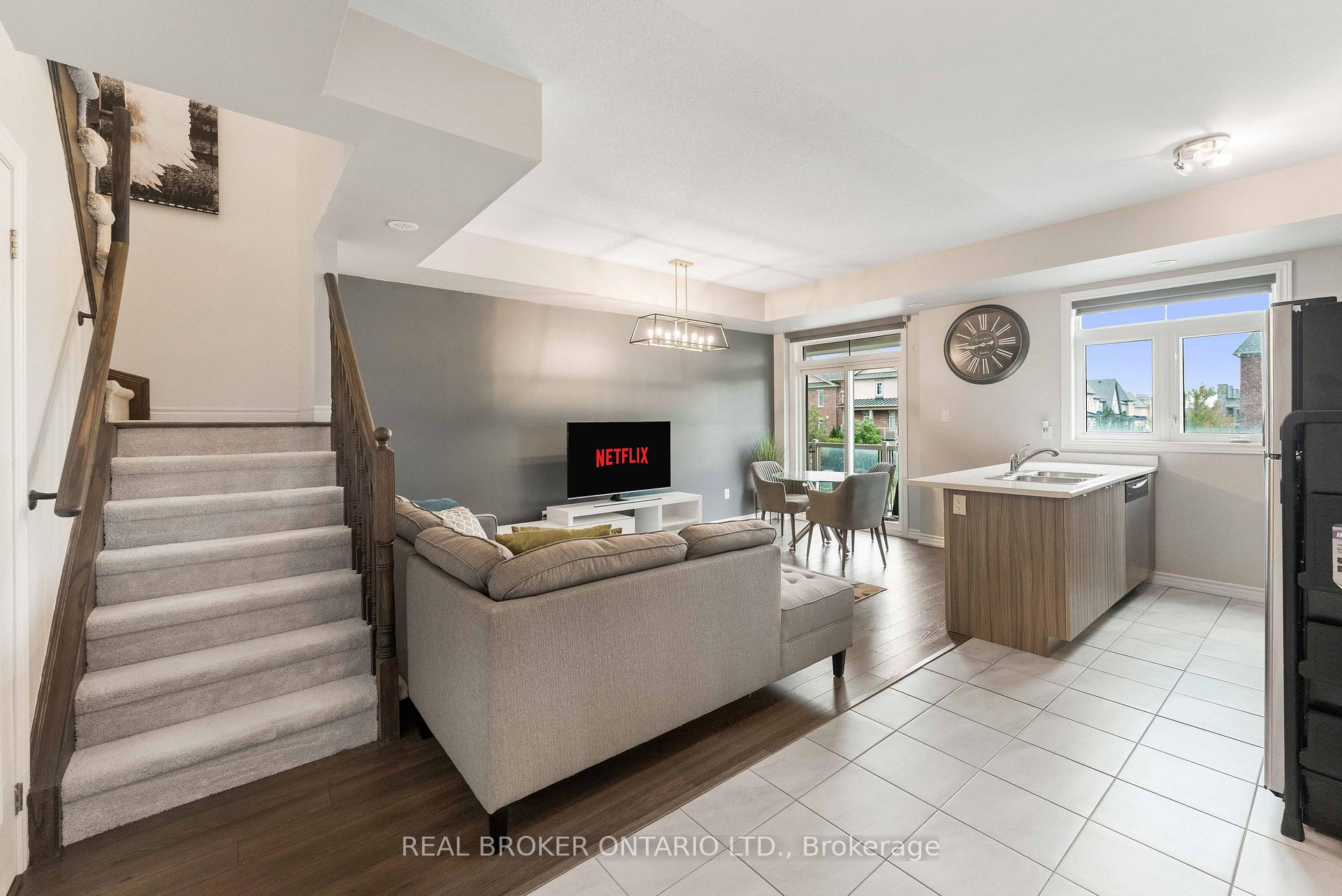 Photo 4 of 1777 Rex Heath Drive, Pickering, Duffin Heights — HOMEH