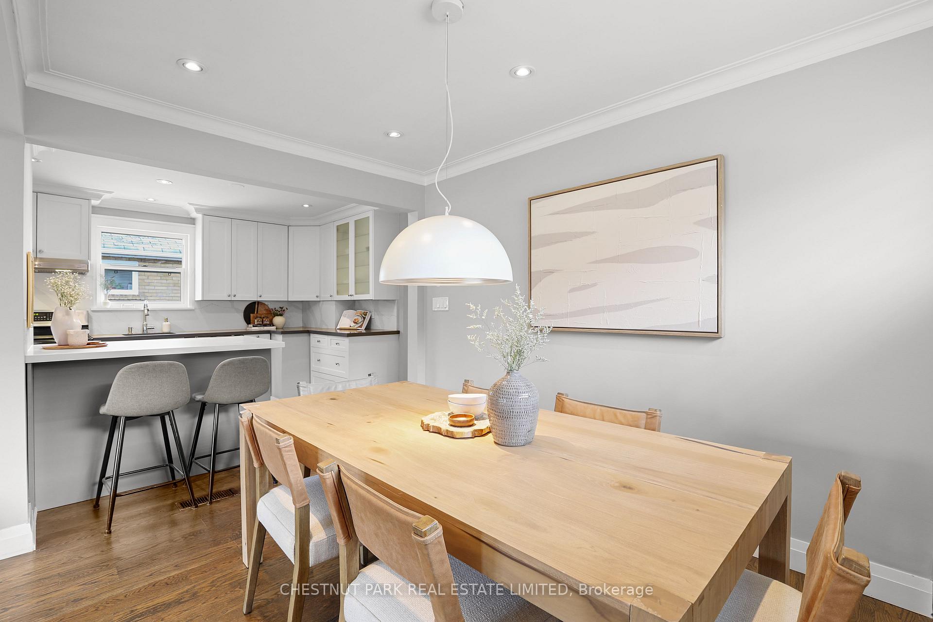 Photo 8 of 27 Cedarcrest Drive, Etobicoke, Kingsway South — HOMEH