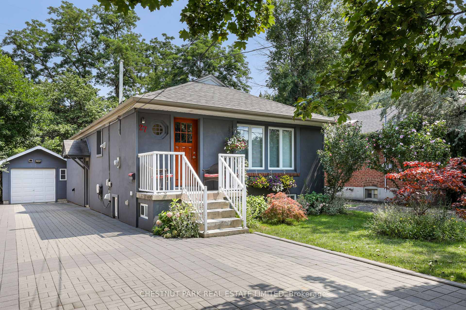 Photo 13 of 27 Cedarcrest Drive, Etobicoke, Kingsway South — HOMEH