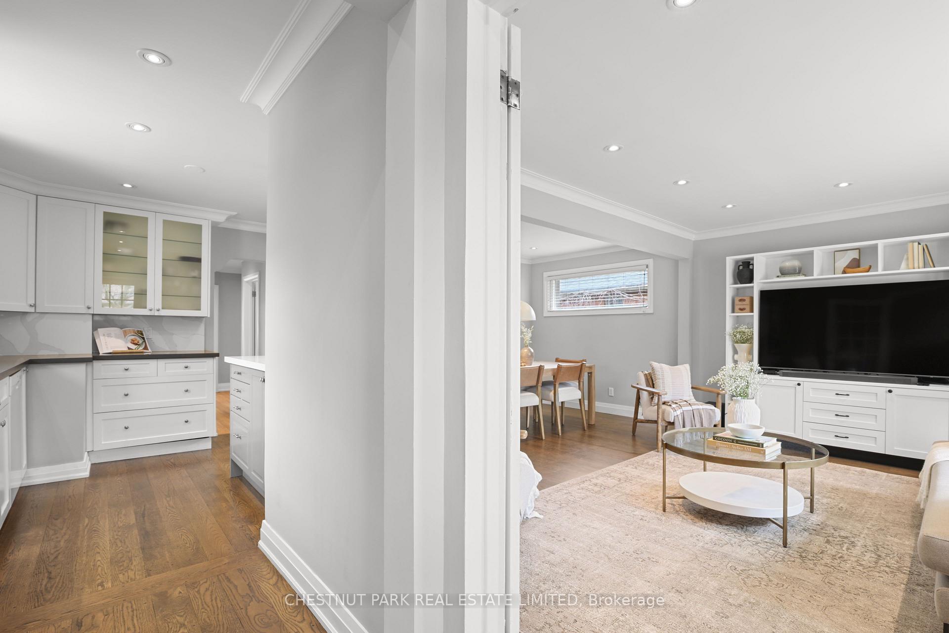 Photo 14 of 27 Cedarcrest Drive, Etobicoke, Kingsway South — HOMEH