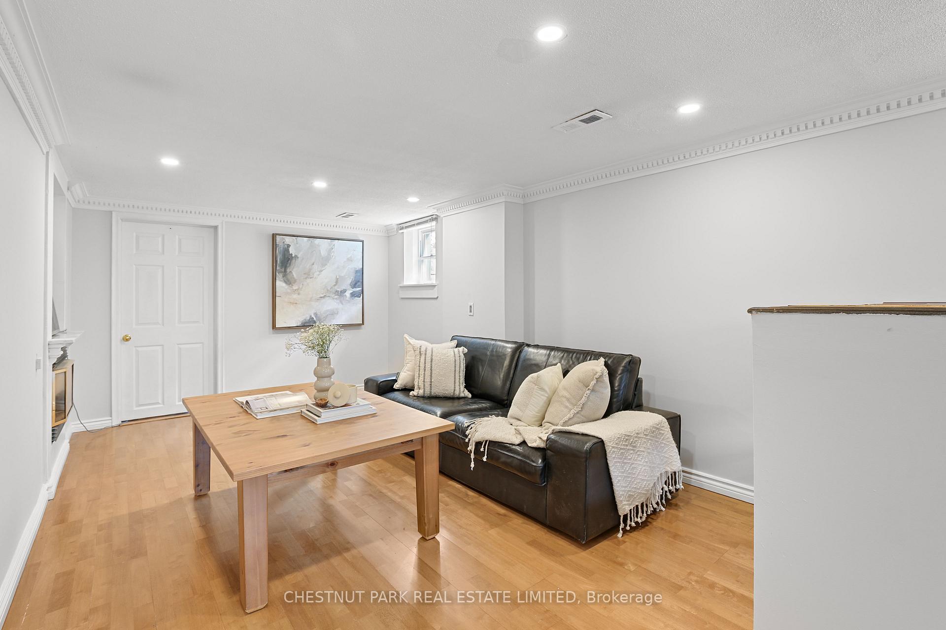 Photo 26 of 27 Cedarcrest Drive, Etobicoke, Kingsway South — HOMEH
