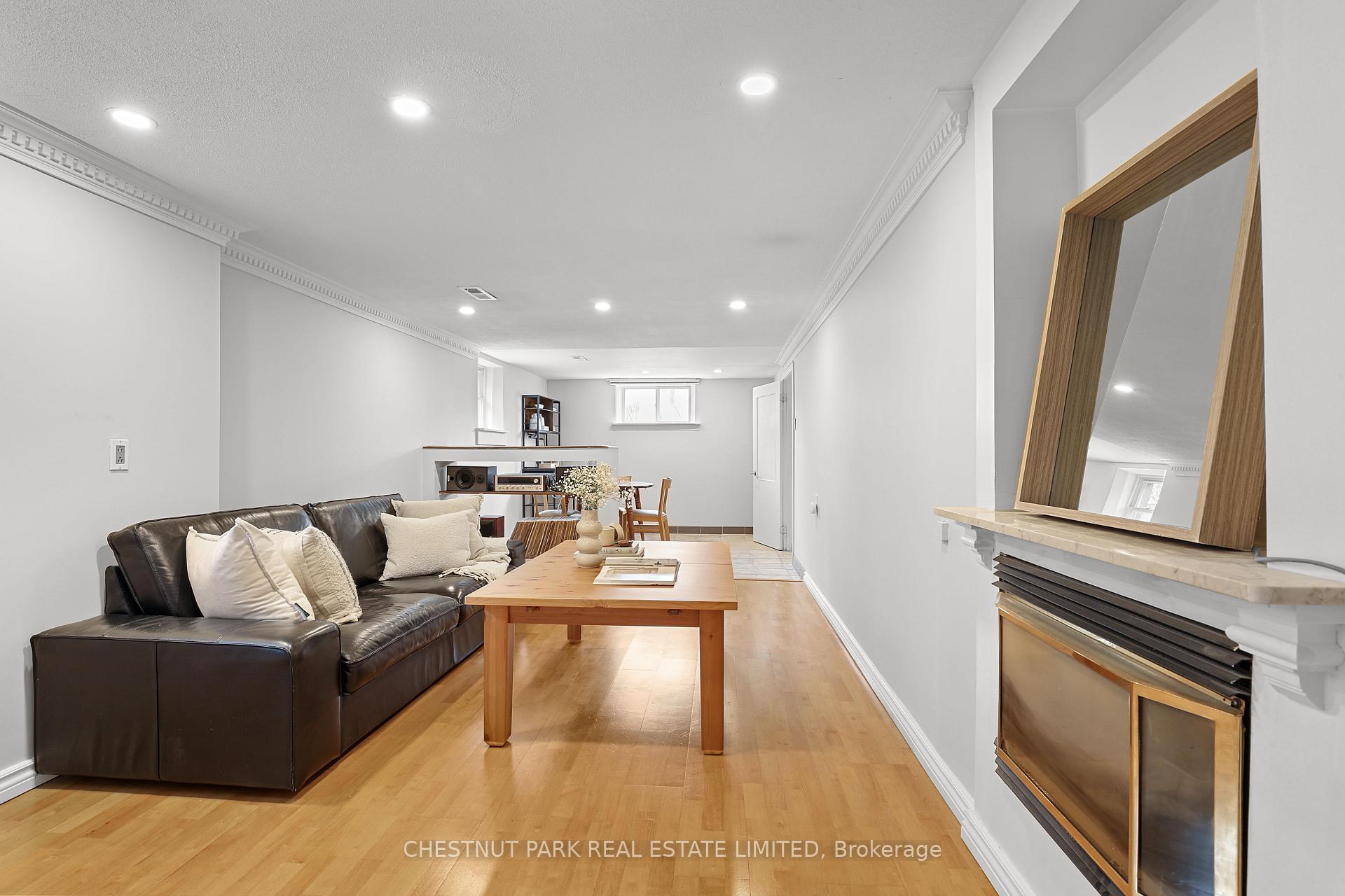 Photo 28 of 27 Cedarcrest Drive, Etobicoke, Kingsway South — HOMEH
