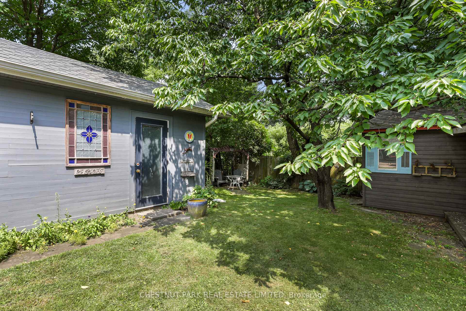 Photo 36 of 27 Cedarcrest Drive, Etobicoke, Kingsway South — HOMEH