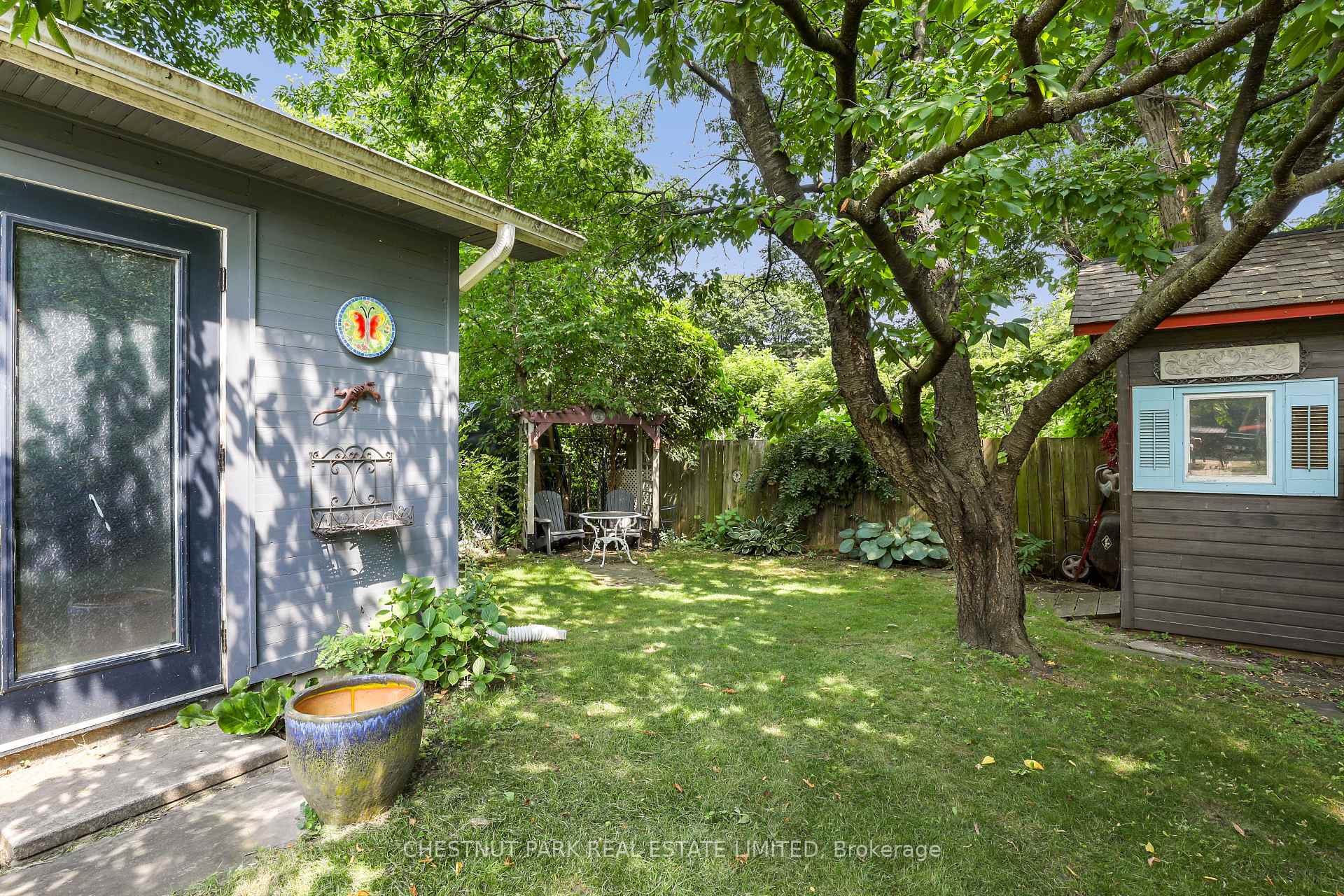 Photo 37 of 27 Cedarcrest Drive, Etobicoke, Kingsway South — HOMEH