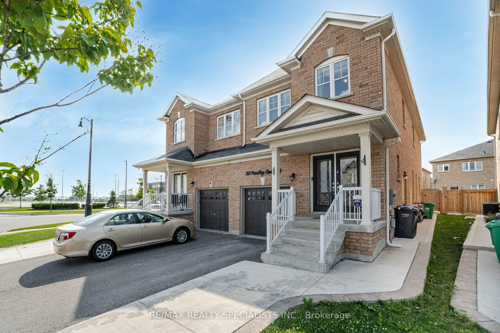 Photo 3 of 93 Yardley Crescent, Brampton, Credit Valley — HOMEH