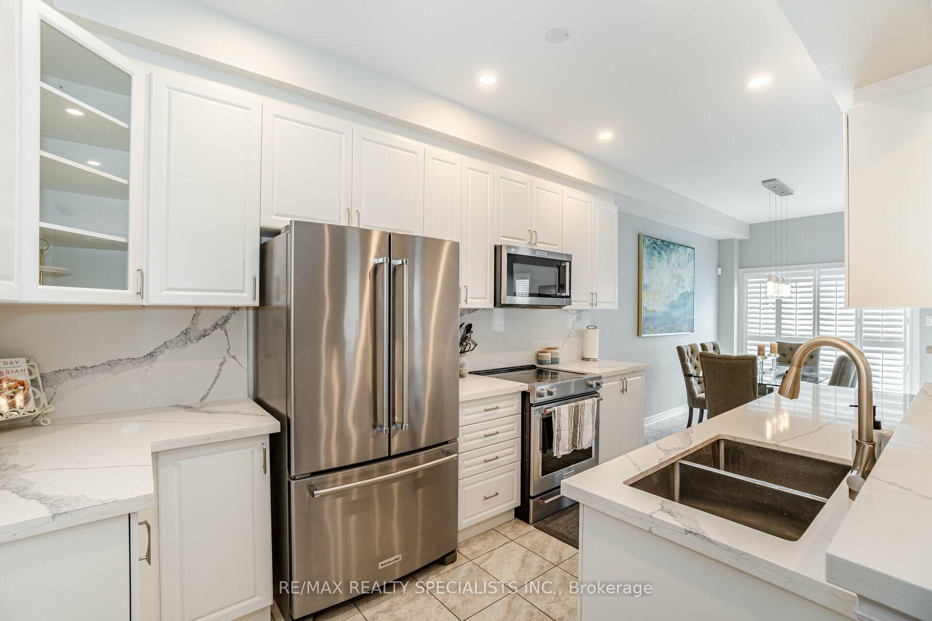 Photo 14 of 93 Yardley Crescent, Brampton, Credit Valley — HOMEH