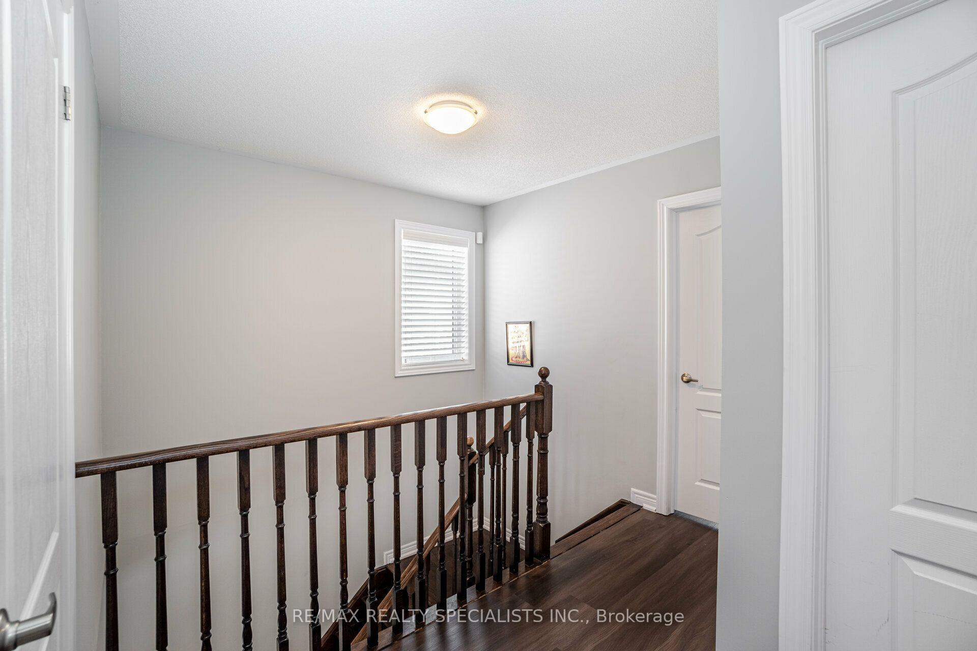 Photo 25 of 93 Yardley Crescent, Brampton, Credit Valley — HOMEH