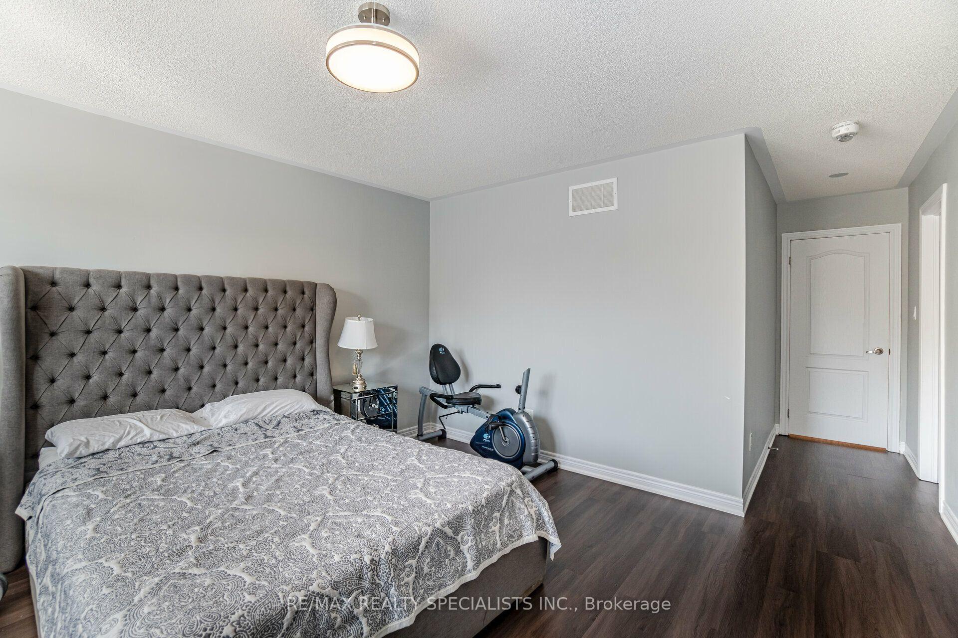 Photo 28 of 93 Yardley Crescent, Brampton, Credit Valley — HOMEH