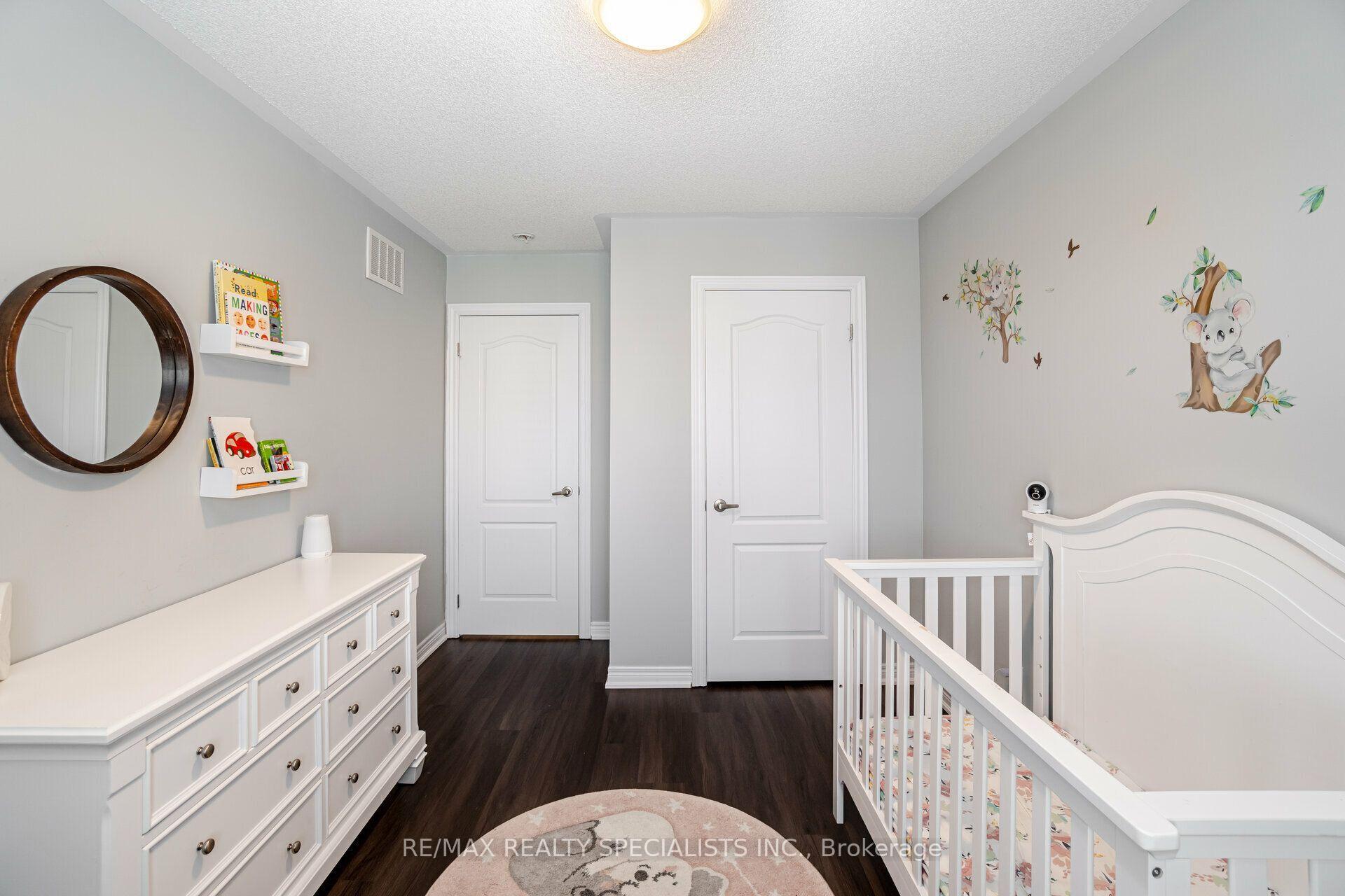 Photo 34 of 93 Yardley Crescent, Brampton, Credit Valley — HOMEH