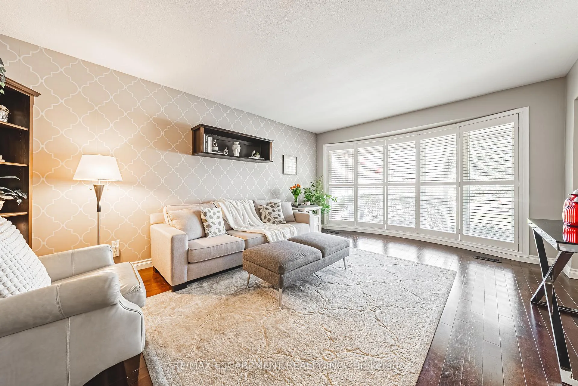 Photo 6 of 29 Silvercrest Drive, Hamilton, Rolston — HOMEH