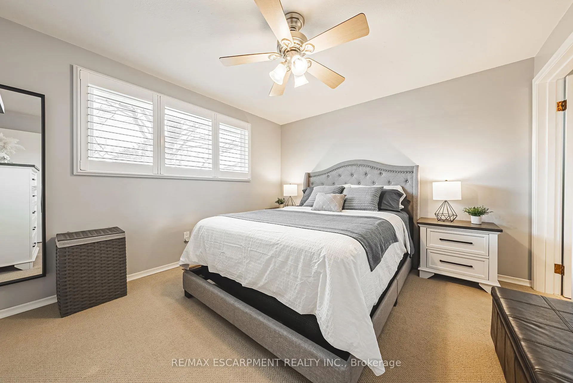 Photo 19 of 29 Silvercrest Drive, Hamilton, Rolston — HOMEH