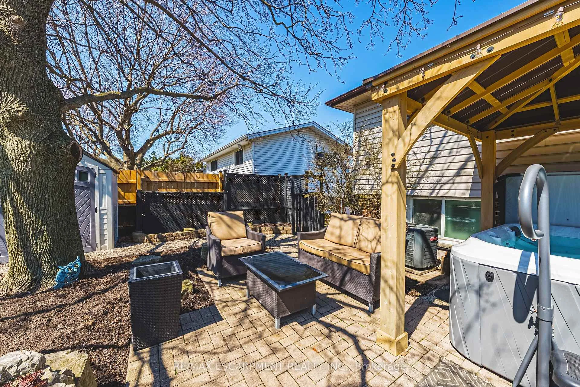 Photo 34 of 29 Silvercrest Drive, Hamilton, Rolston — HOMEH