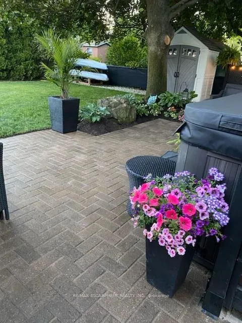 Photo 35 of 29 Silvercrest Drive, Hamilton, Rolston — HOMEH