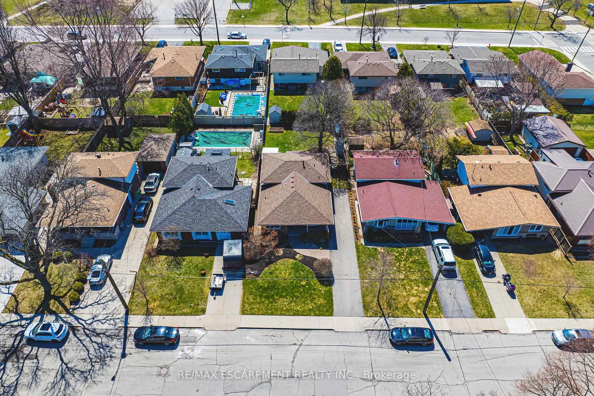 Photo 44 of 29 Silvercrest Drive, Hamilton, Rolston — HOMEH