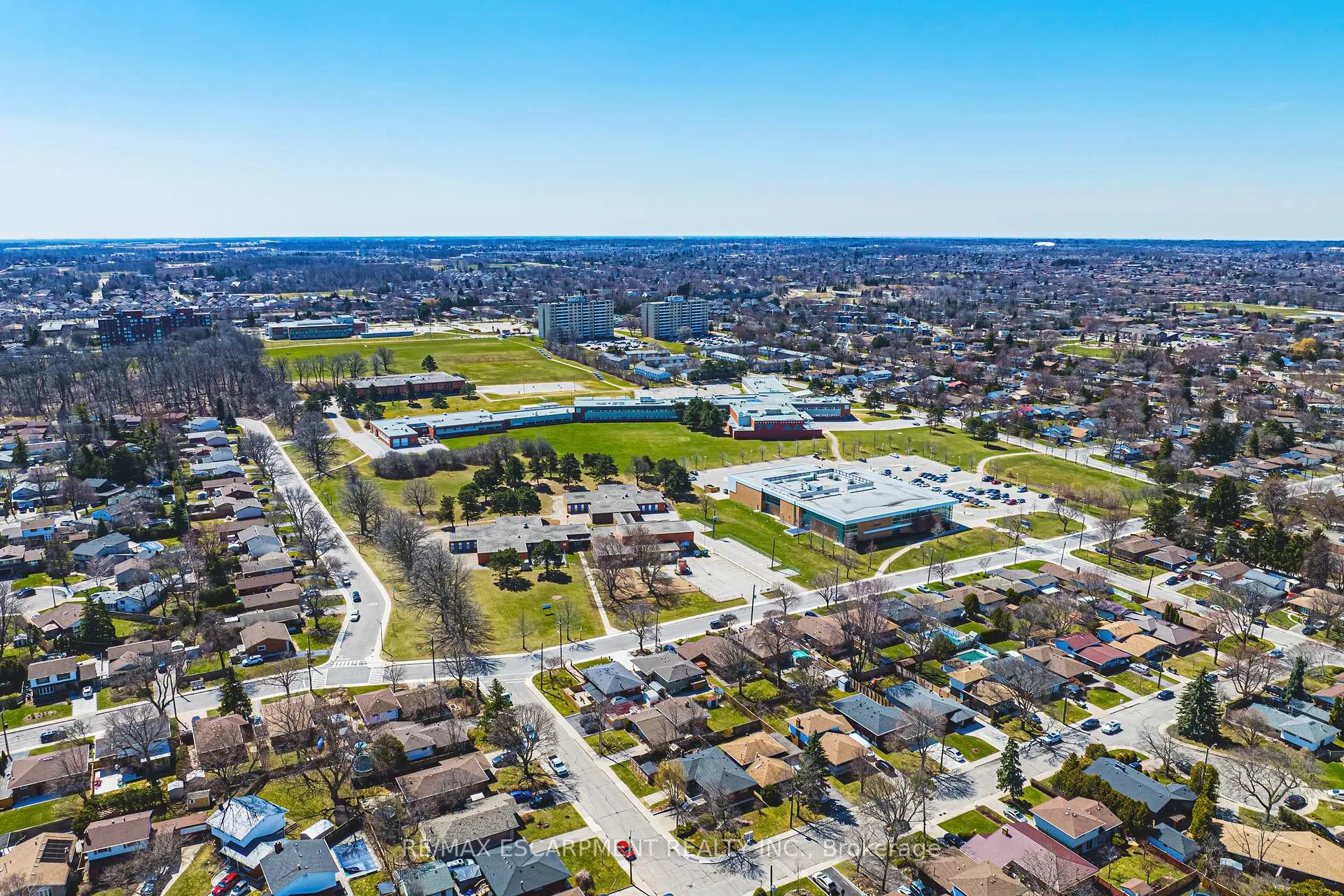 Photo 47 of 29 Silvercrest Drive, Hamilton, Rolston — HOMEH