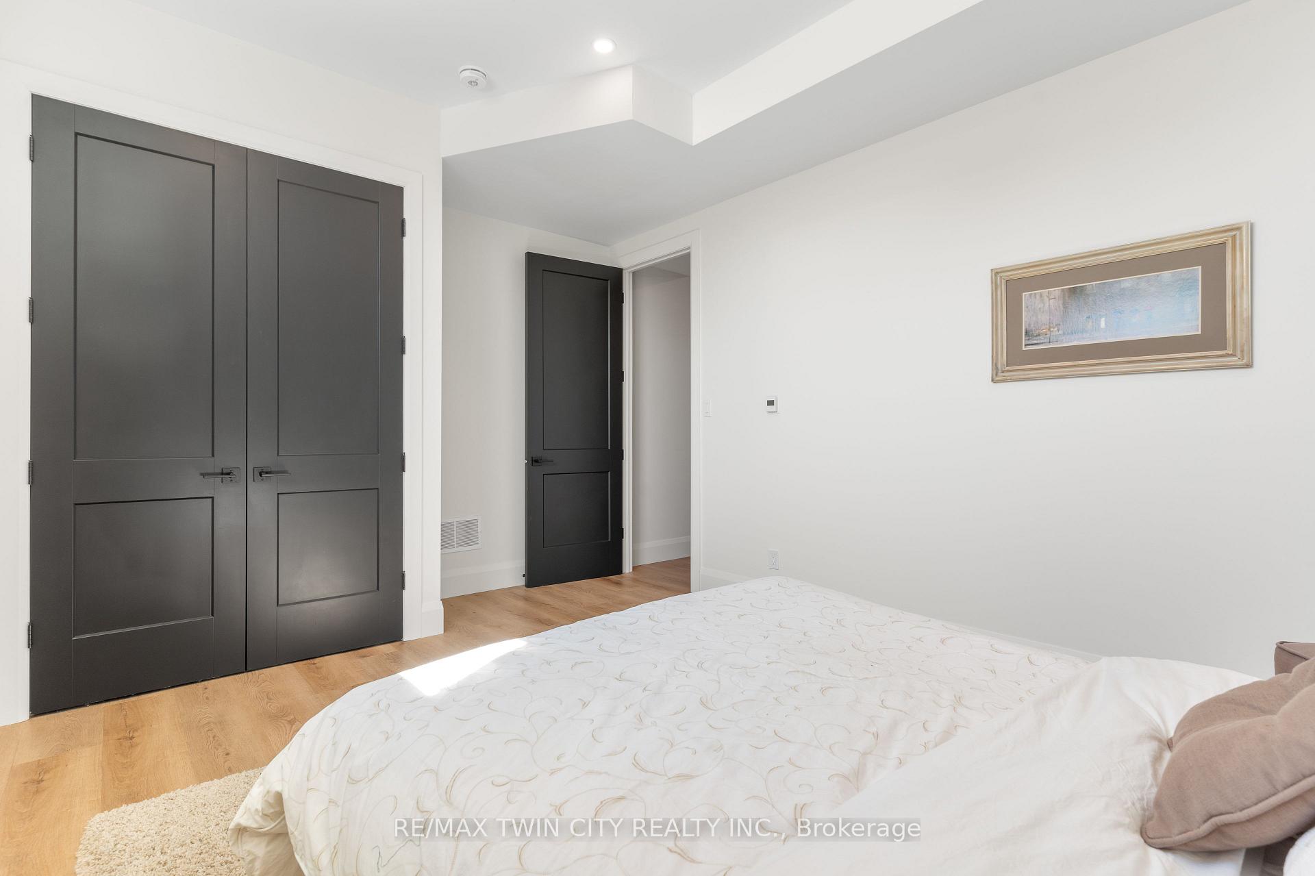 Photo 38 of 742 Country Squire Road, Waterloo, Eastbridge — HOMEH