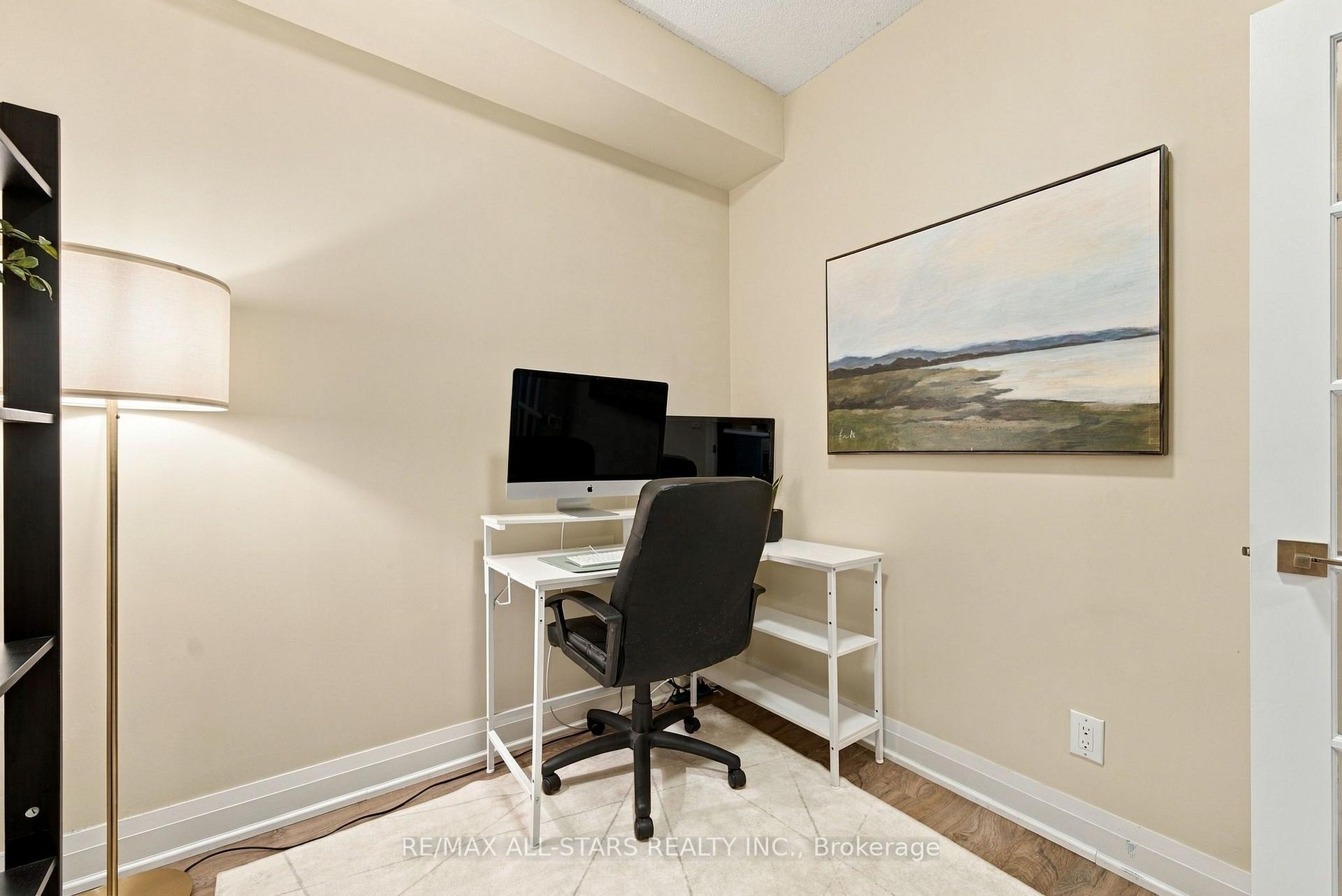 Photo 14 of Unit 312, 28 Uptown Drive, Markham, Unionville — HOMEH