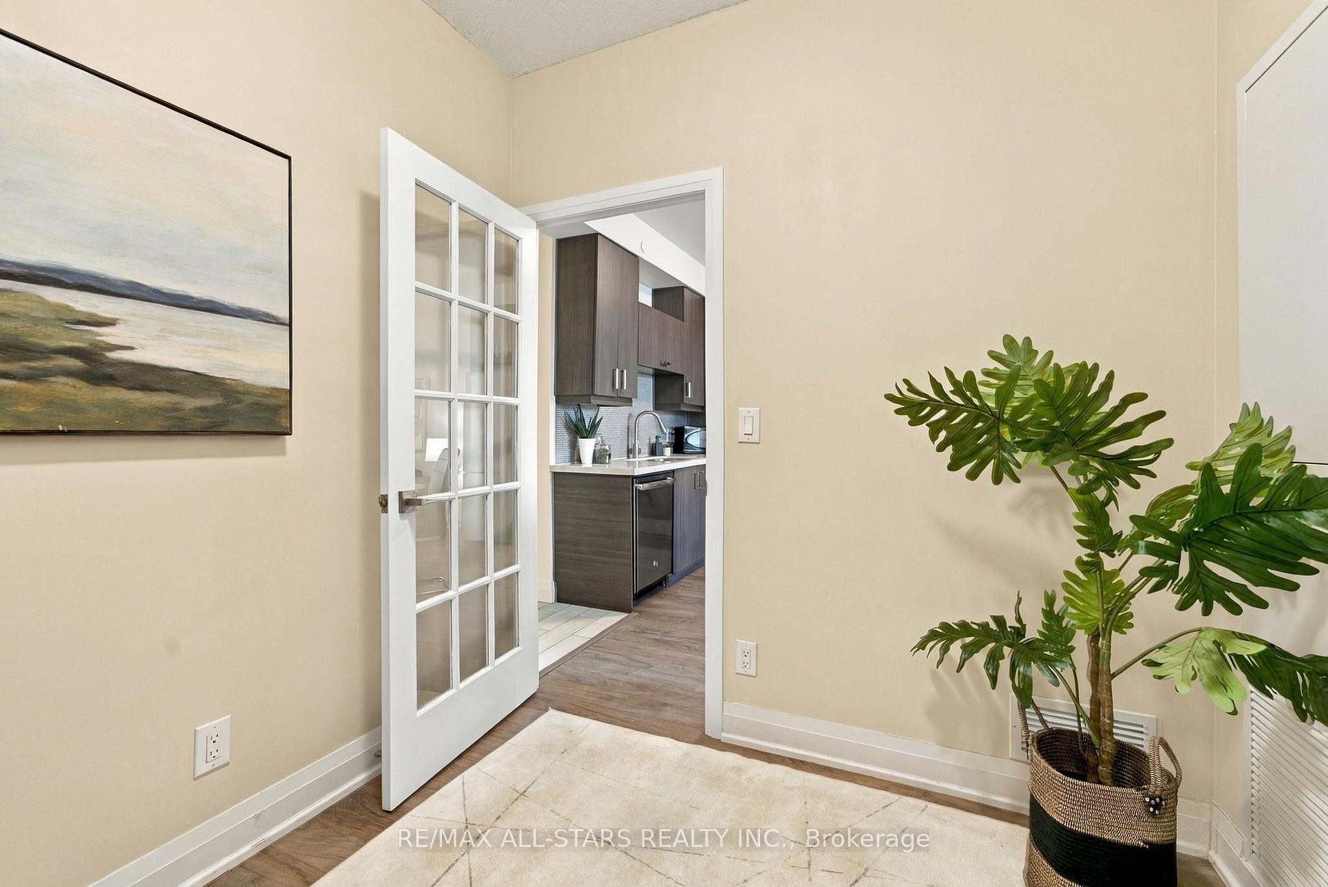 Photo 15 of Unit 312, 28 Uptown Drive, Markham, Unionville — HOMEH