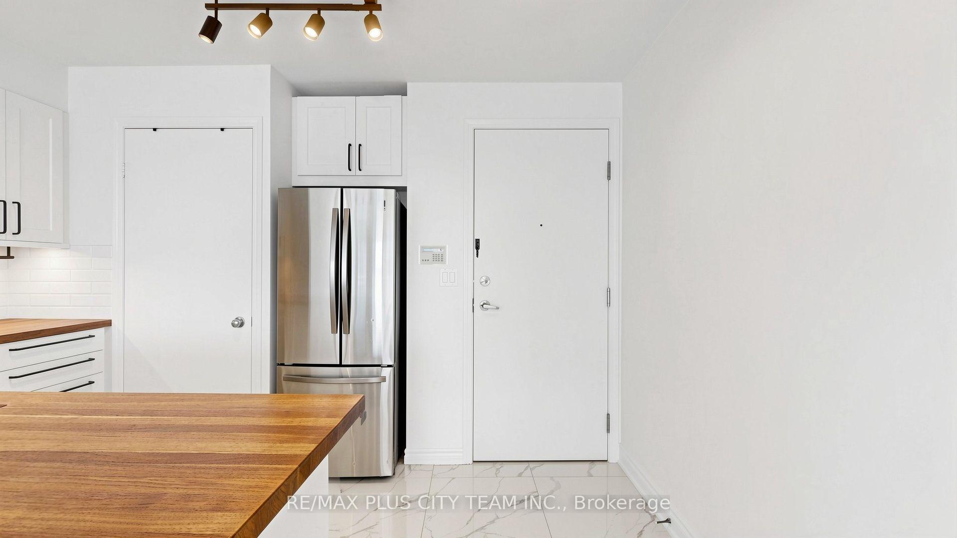 Photo 21 of Unit 827, 600 Queens Quay W, Toronto, Waterfront Communities — HOMEH