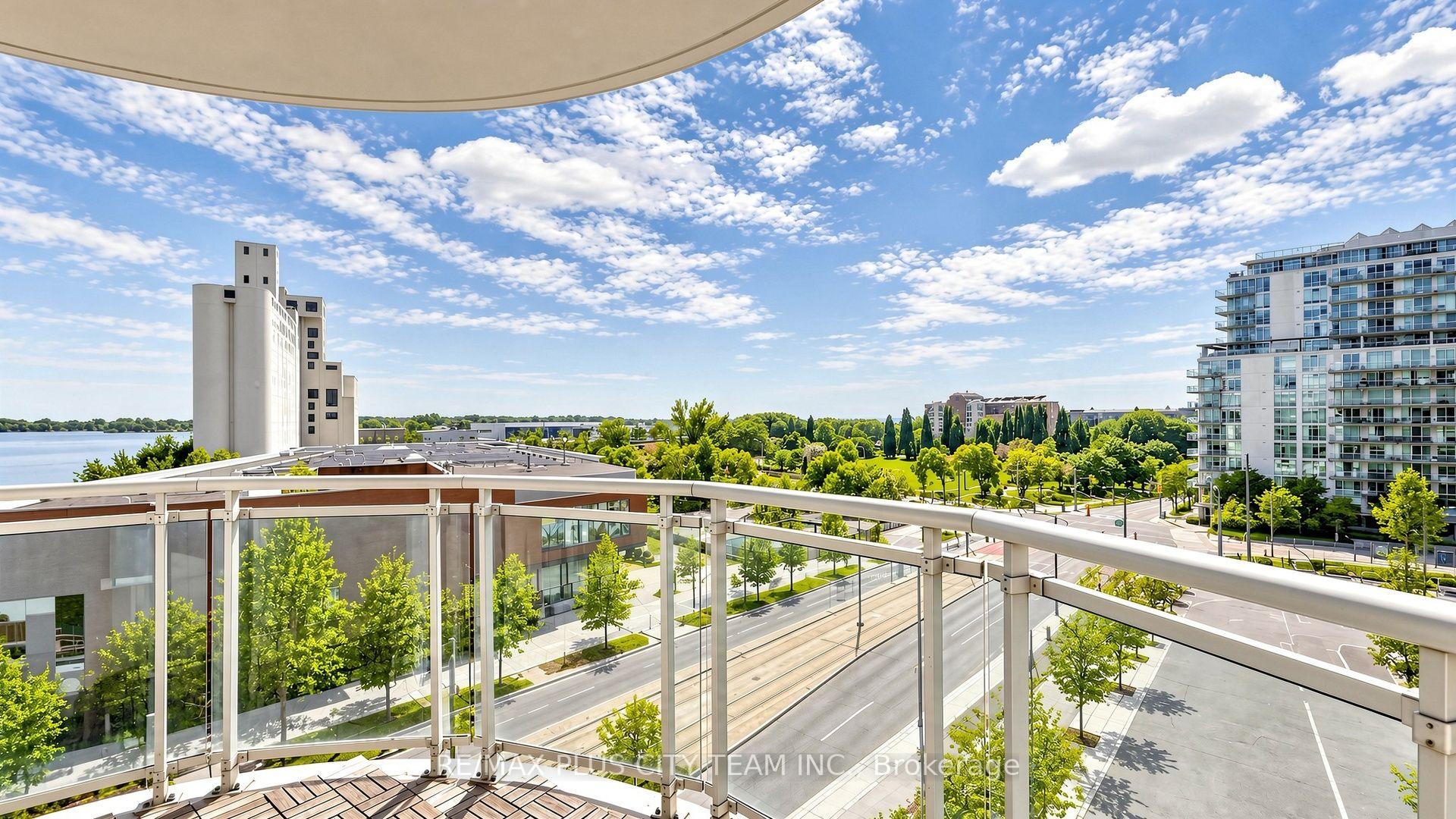 Photo 23 of Unit 827, 600 Queens Quay W, Toronto, Waterfront Communities — HOMEH
